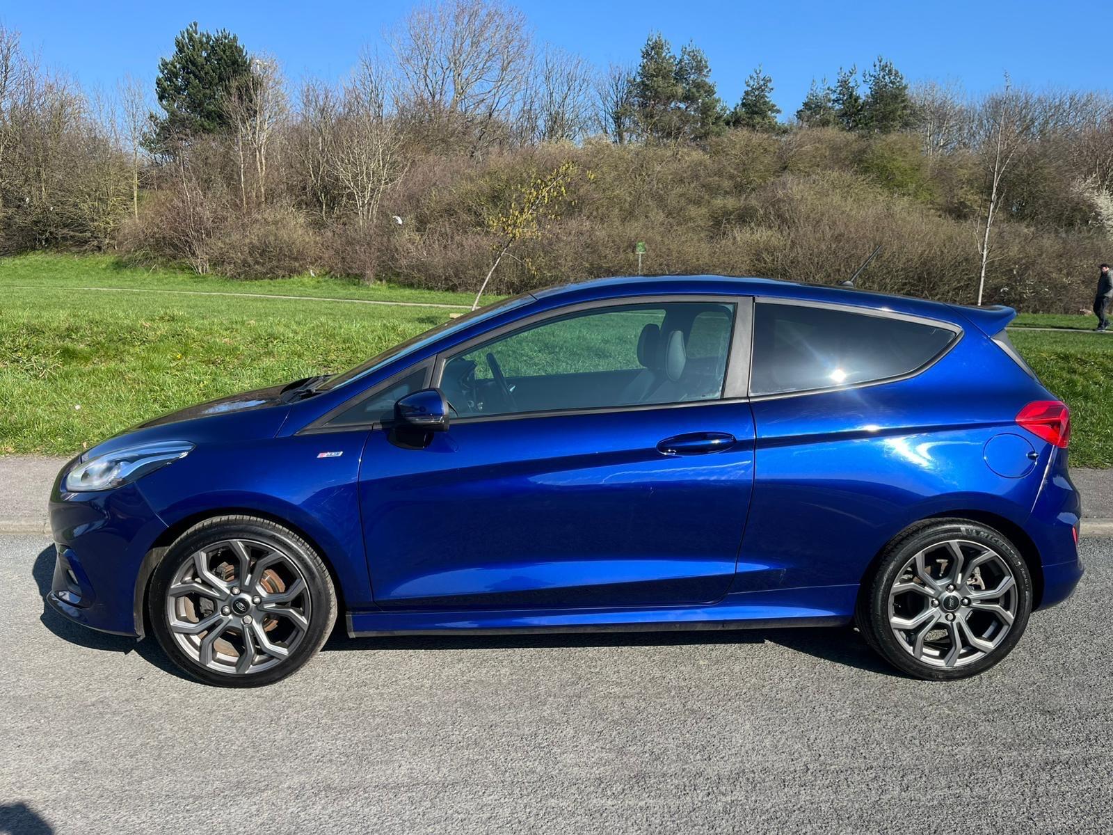 Ford Fiesta - Image 11