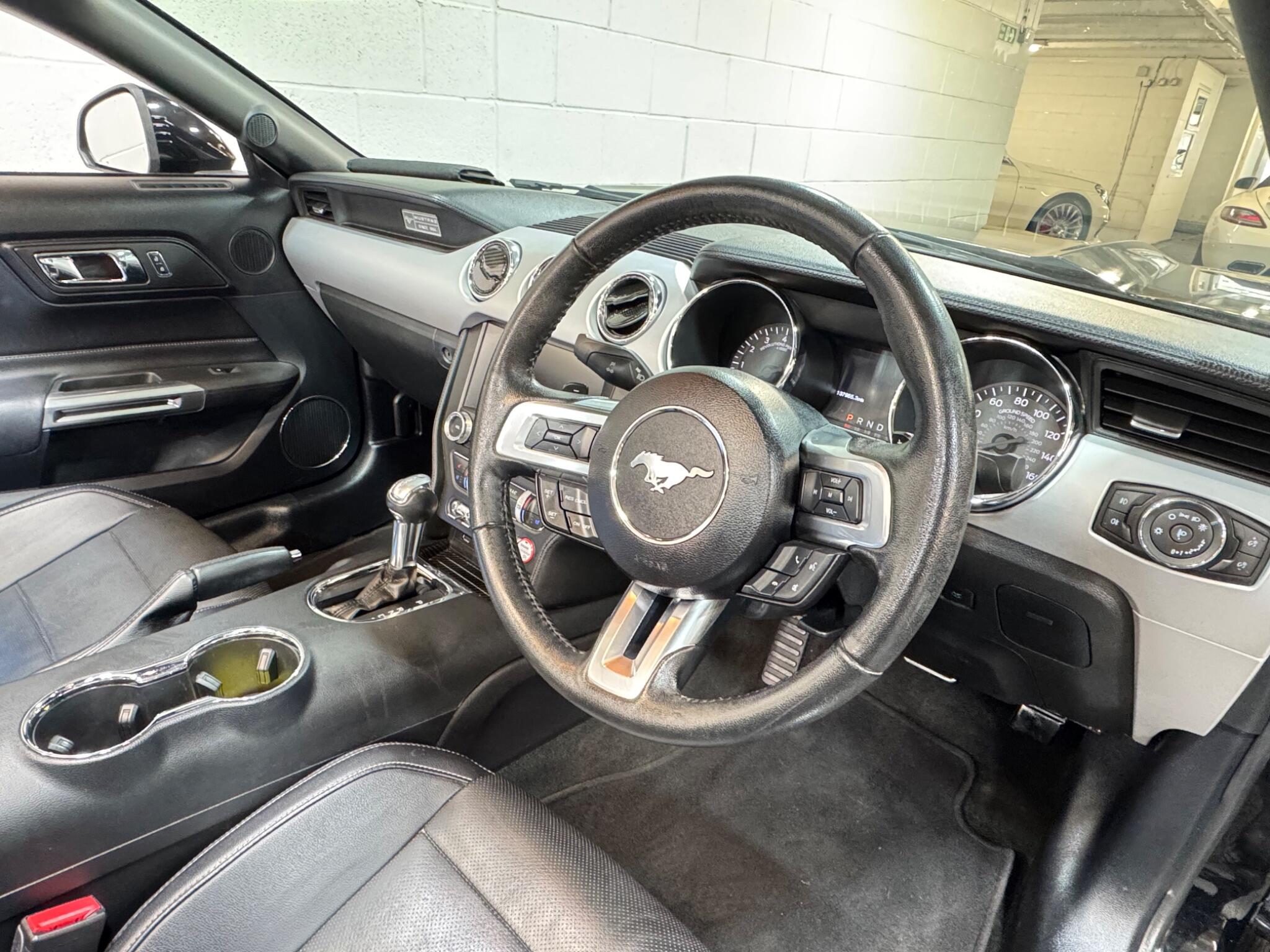 Ford Mustang - Image 15