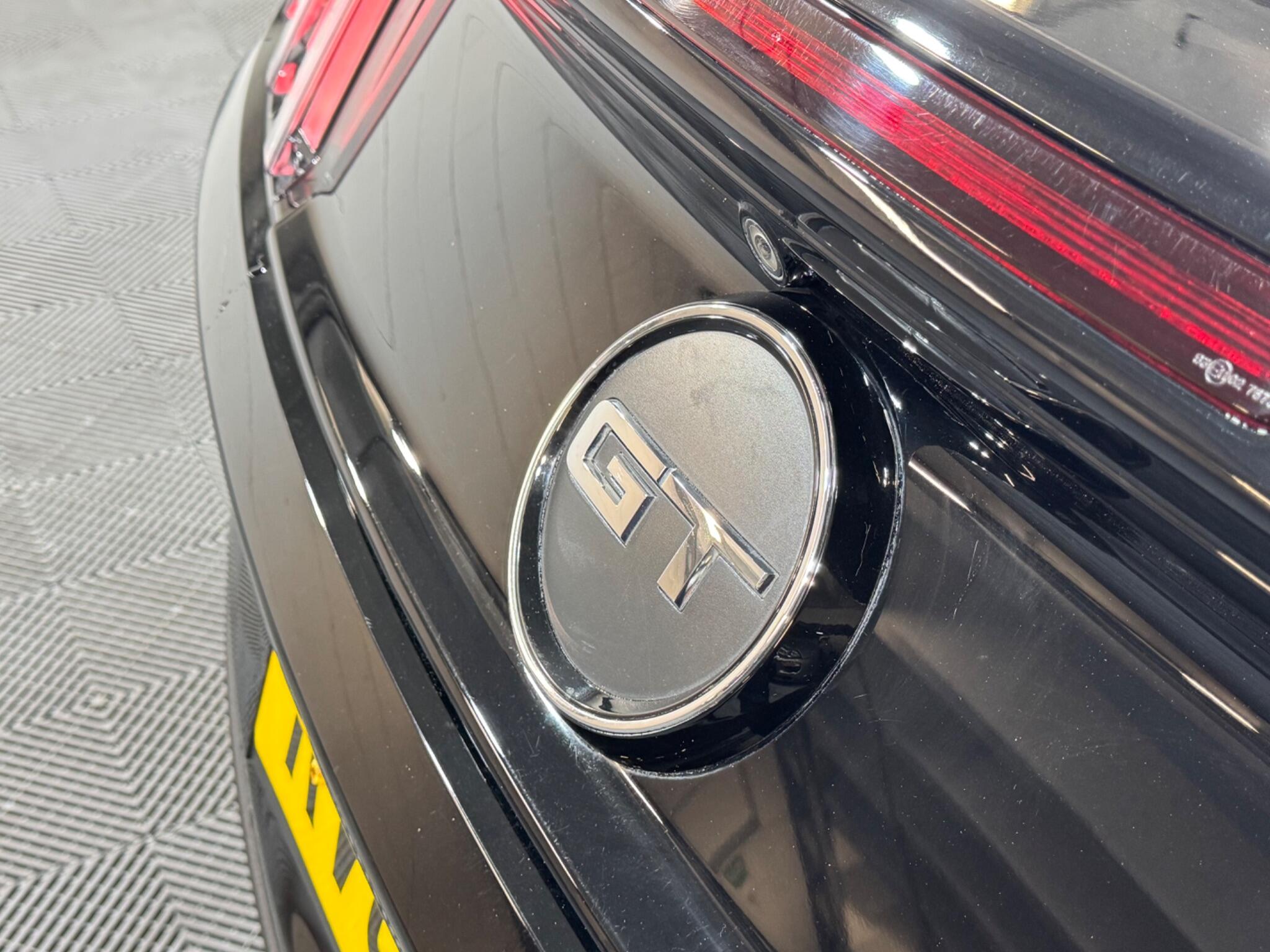 Ford Mustang - Image 20