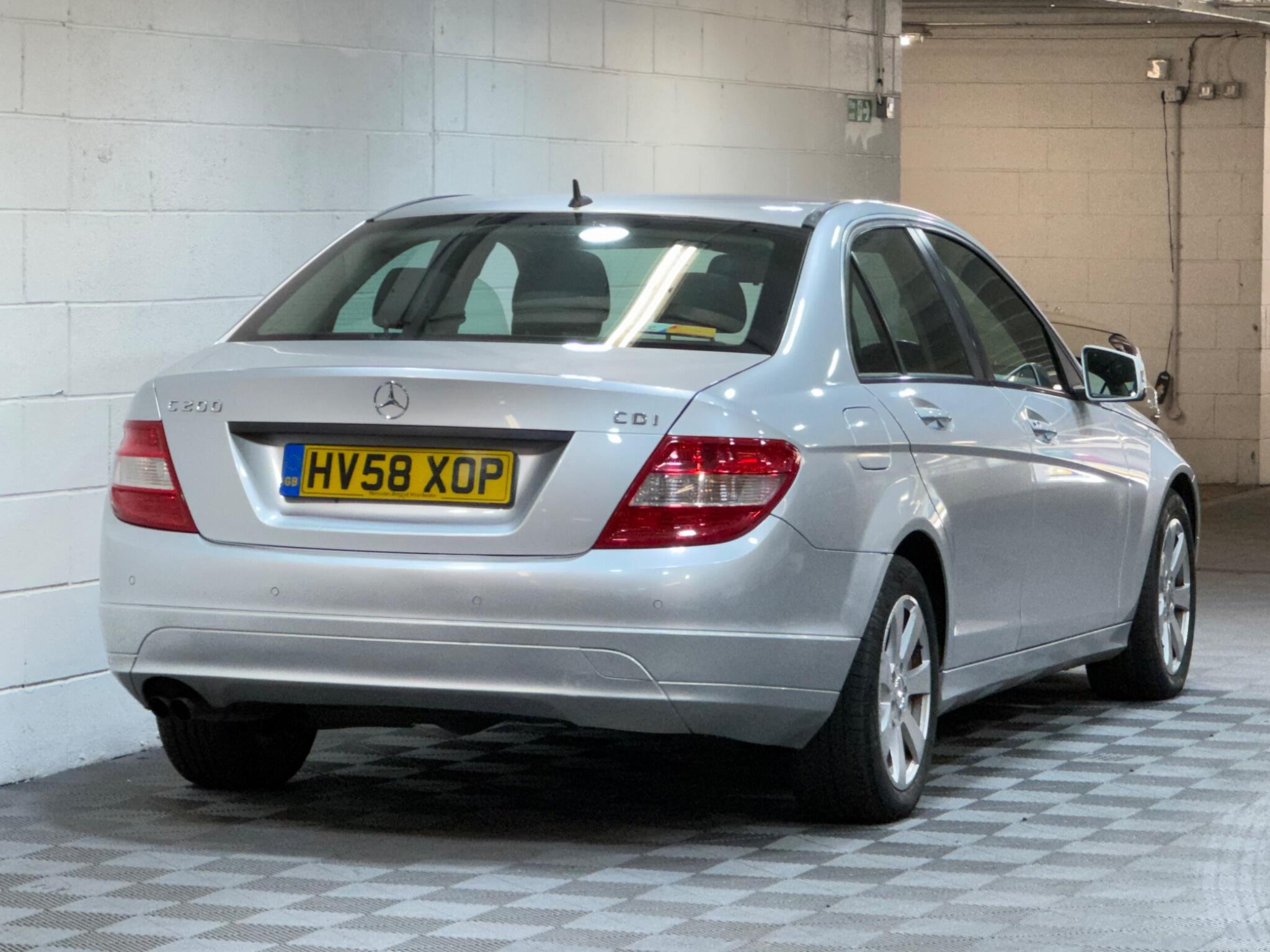 Mercedes C Class - Image 4