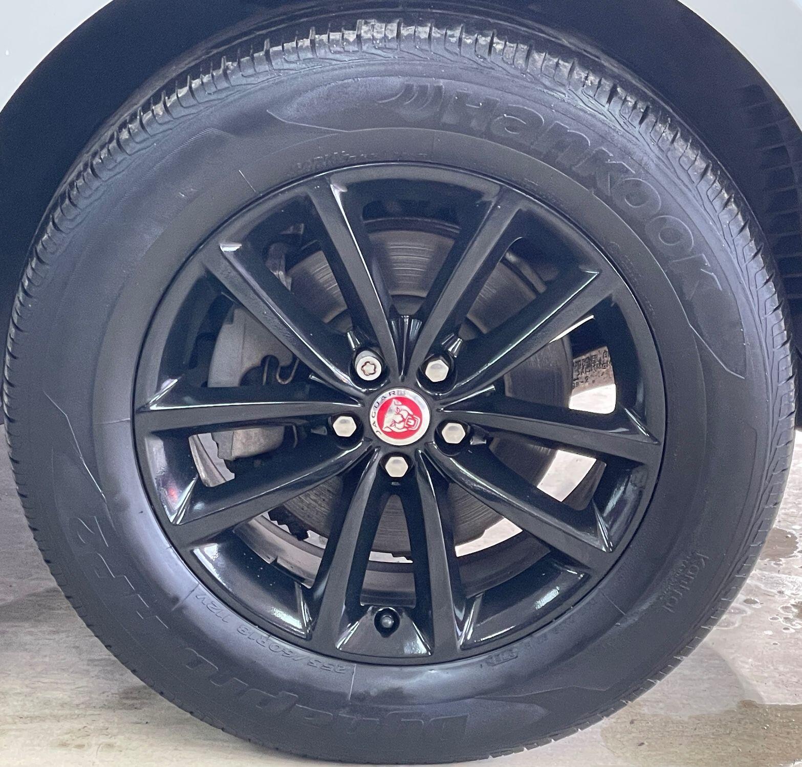 Jaguar F-Pace - Image 14