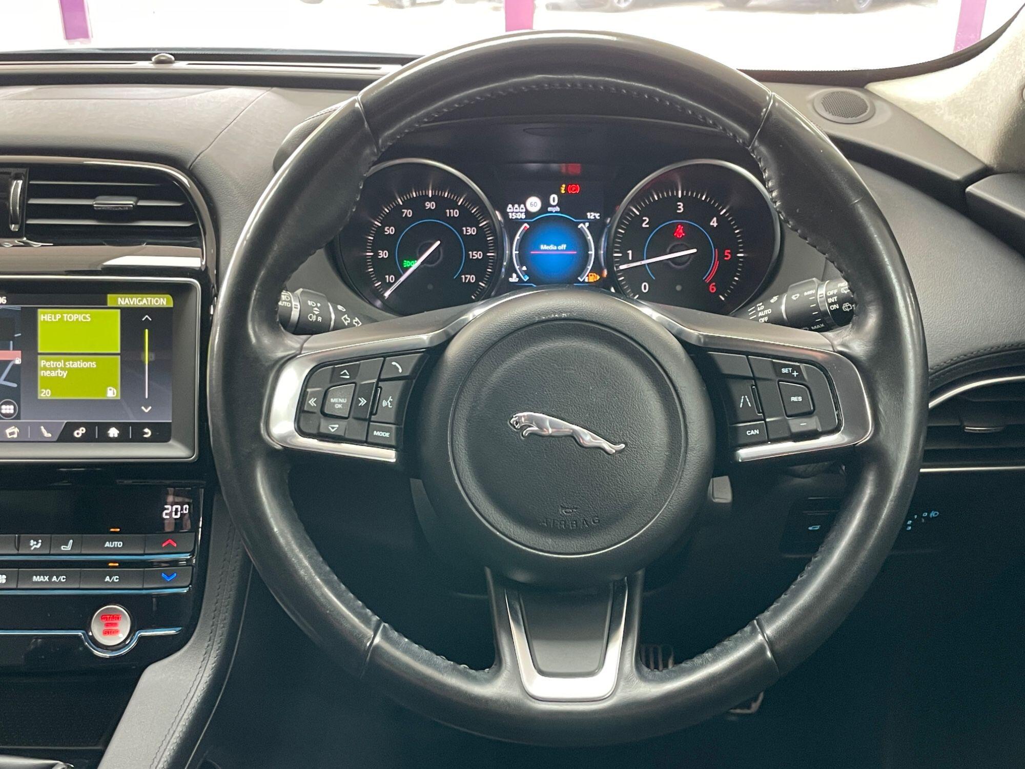 Jaguar F-Pace - Image 34