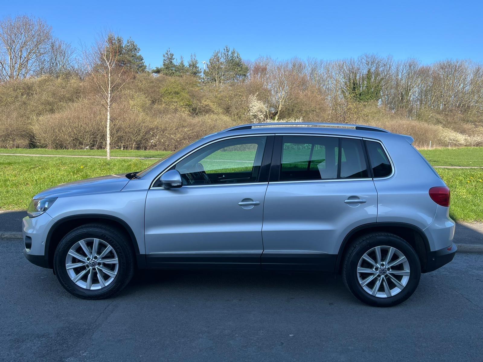 Volkswagen Tiguan - Image 9