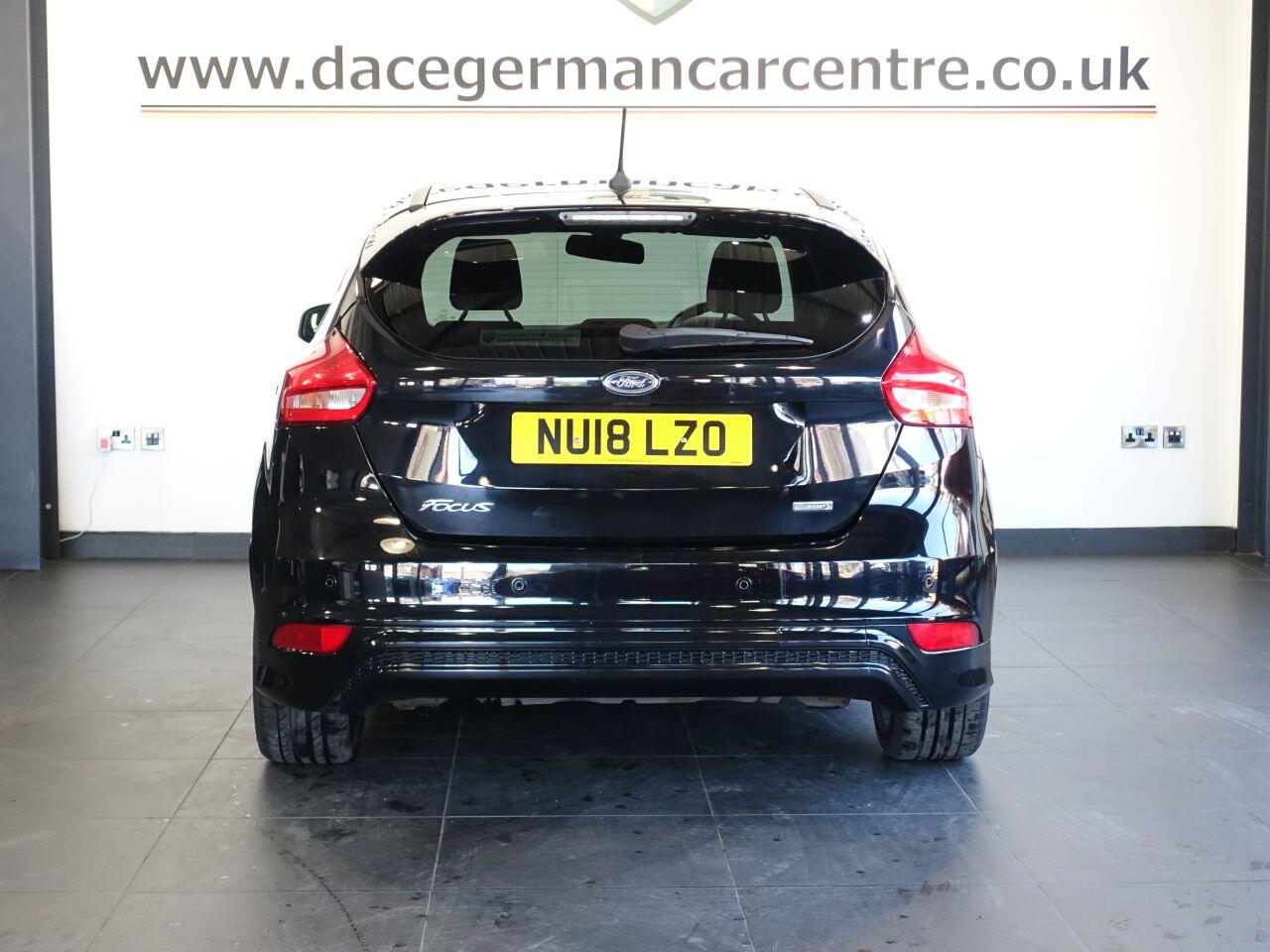 Ford Focus - Image 6