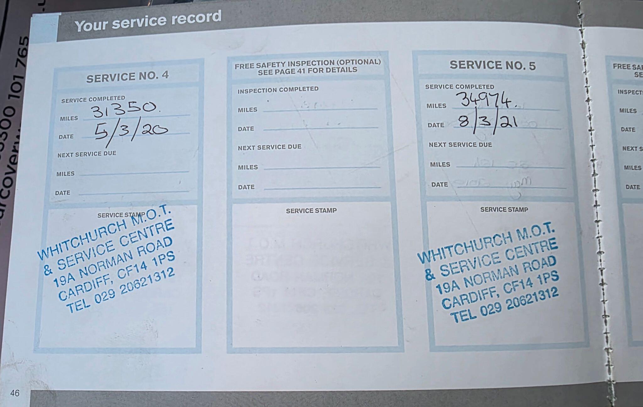 Volvo V40 - Image 40