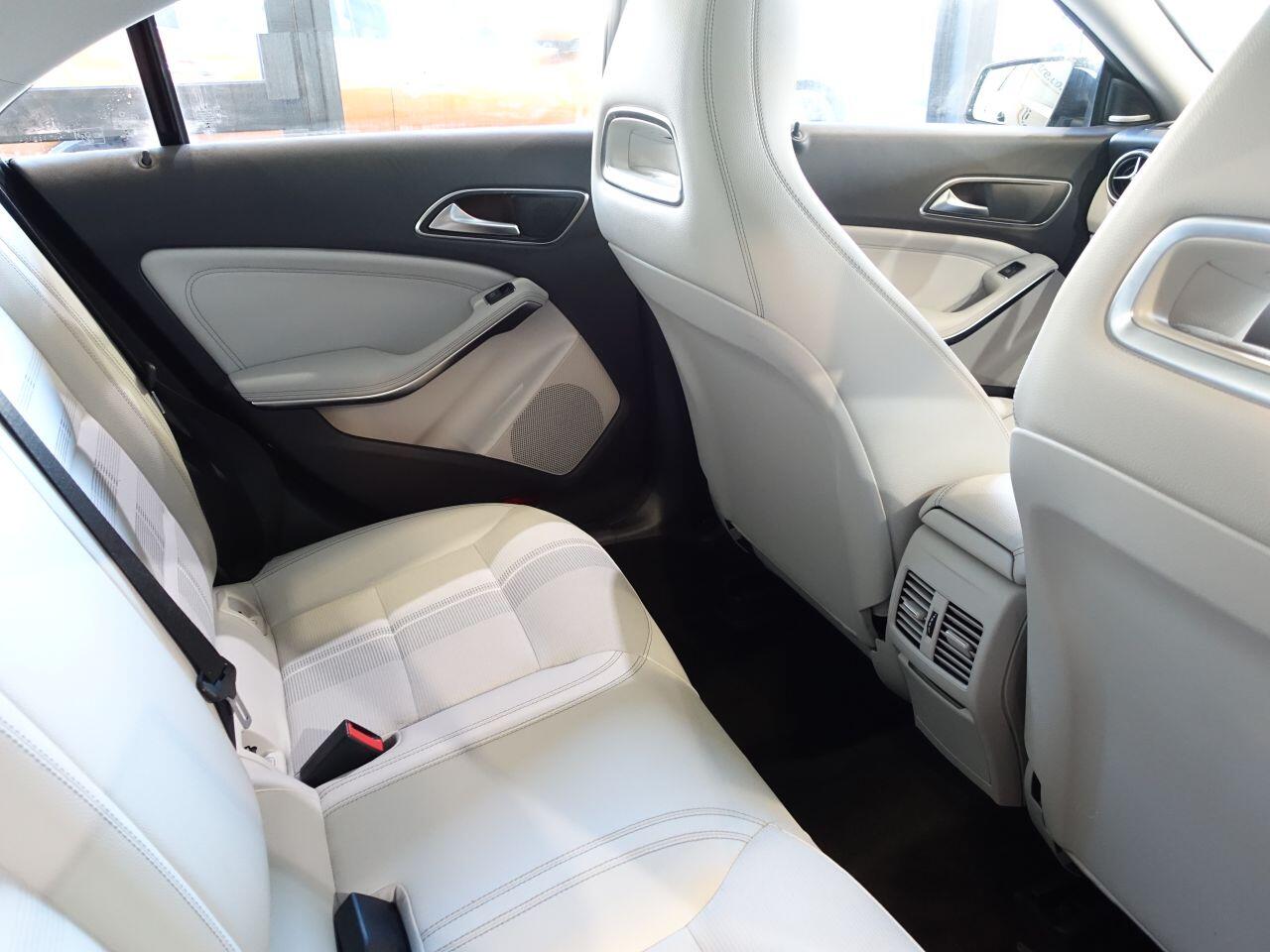 Mercedes CLA - Image 20