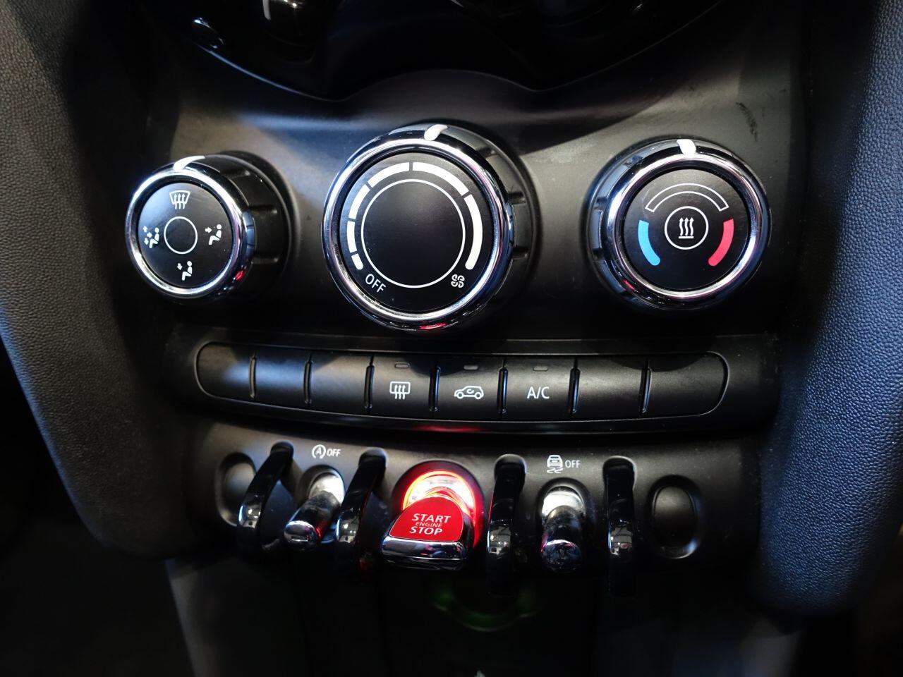 MINI Convertible - Image 27