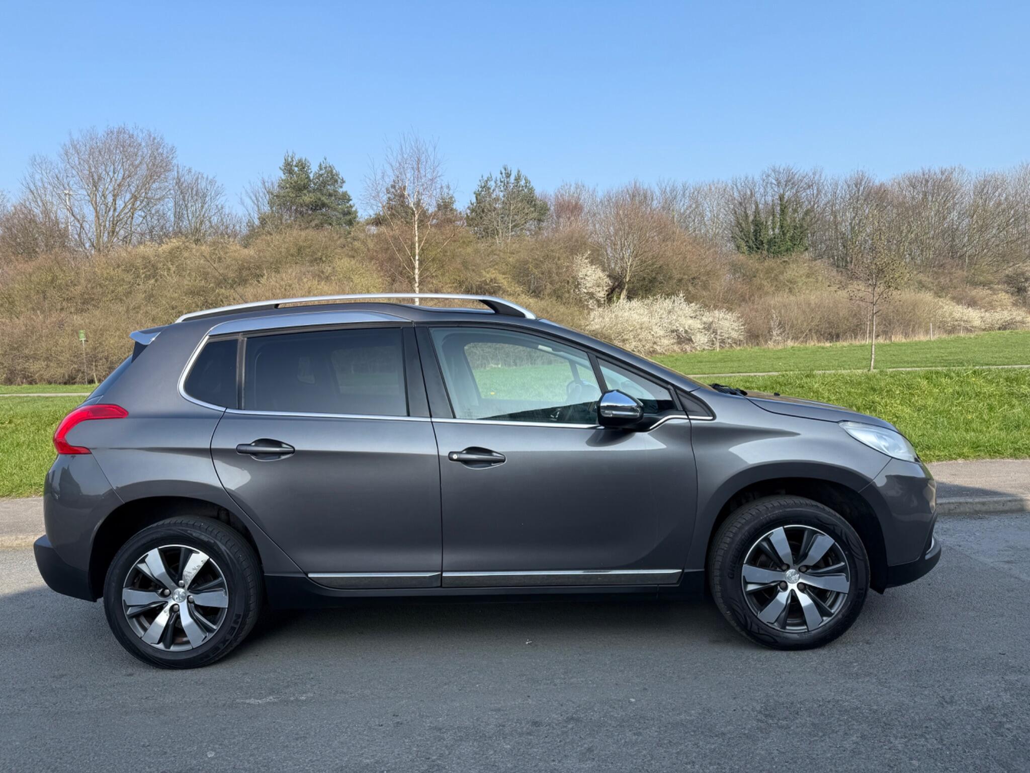 Peugeot 2008 - Image 3