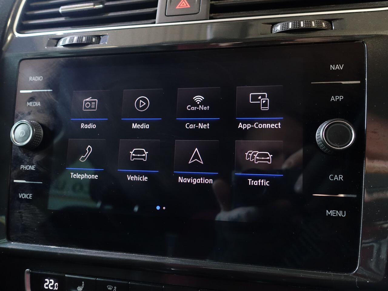 Volkswagen Golf - Image 38