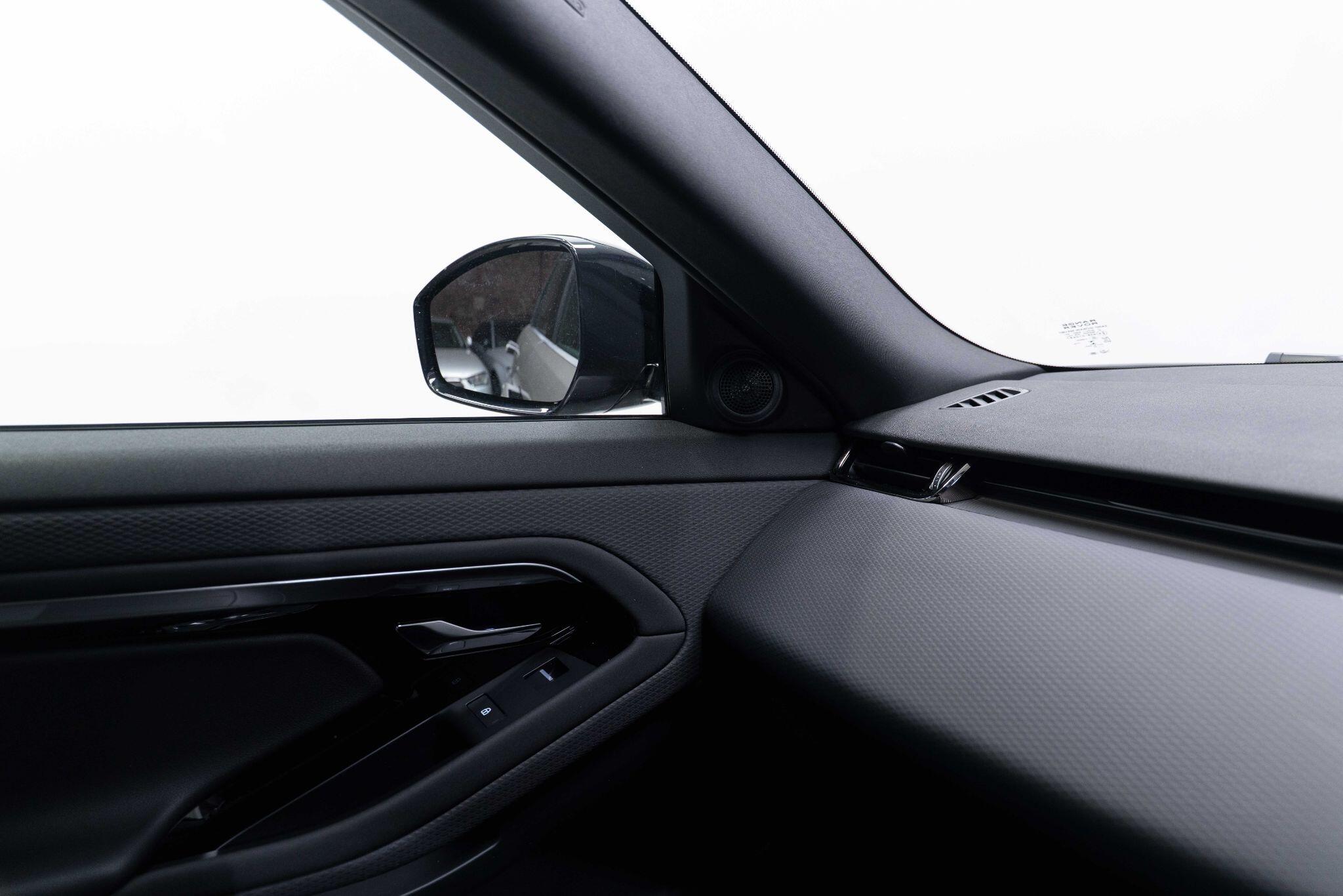 Land Rover Range Rover Evoque - Image 4