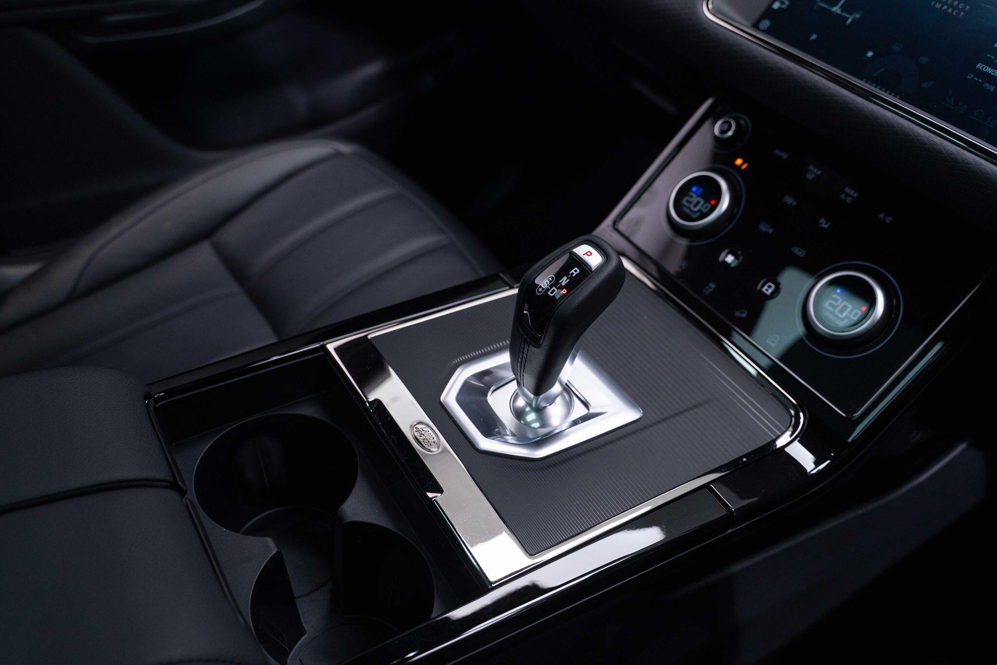 Land Rover Range Rover Evoque - Image 11