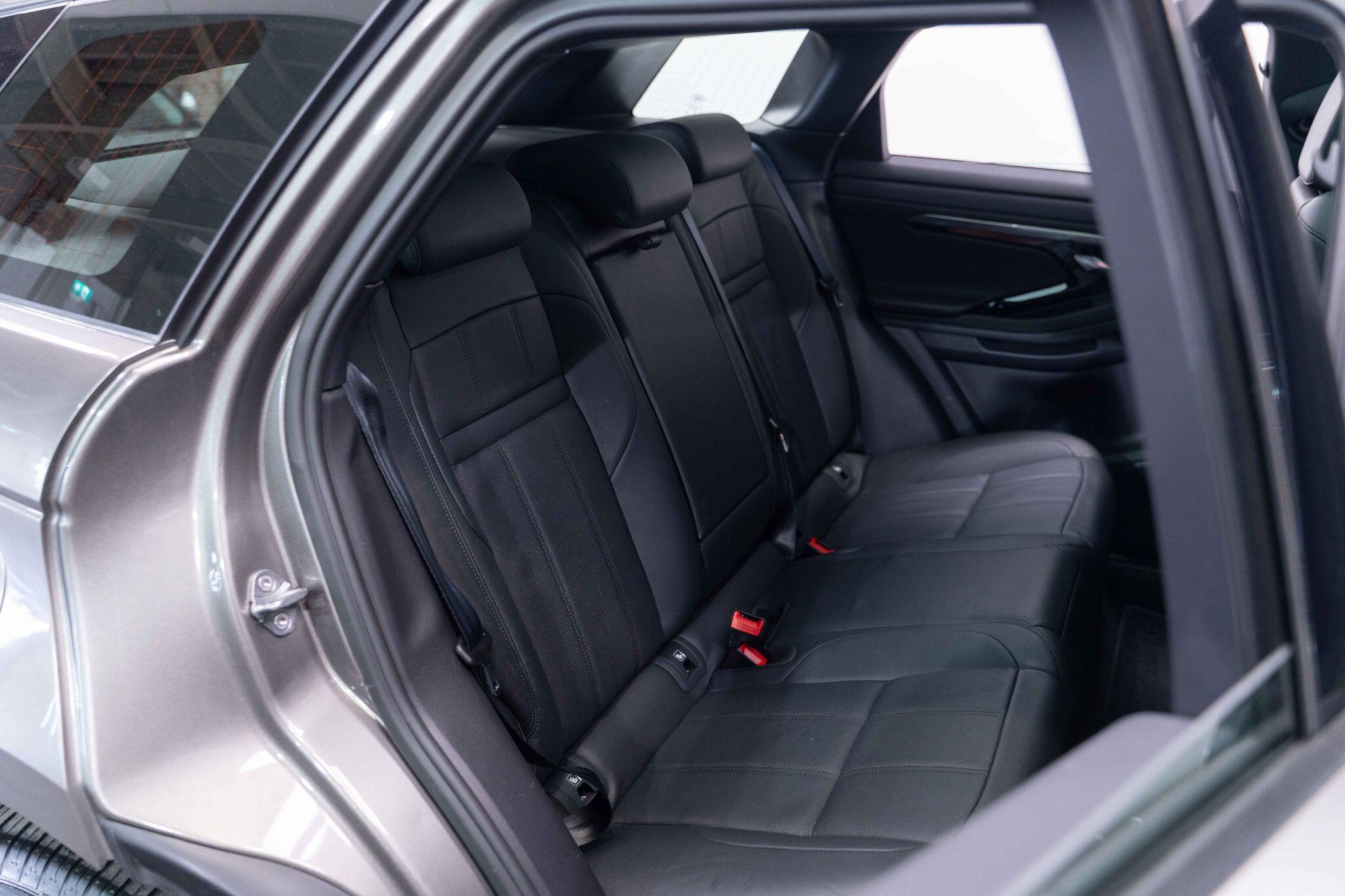 Land Rover Range Rover Evoque - Image 13