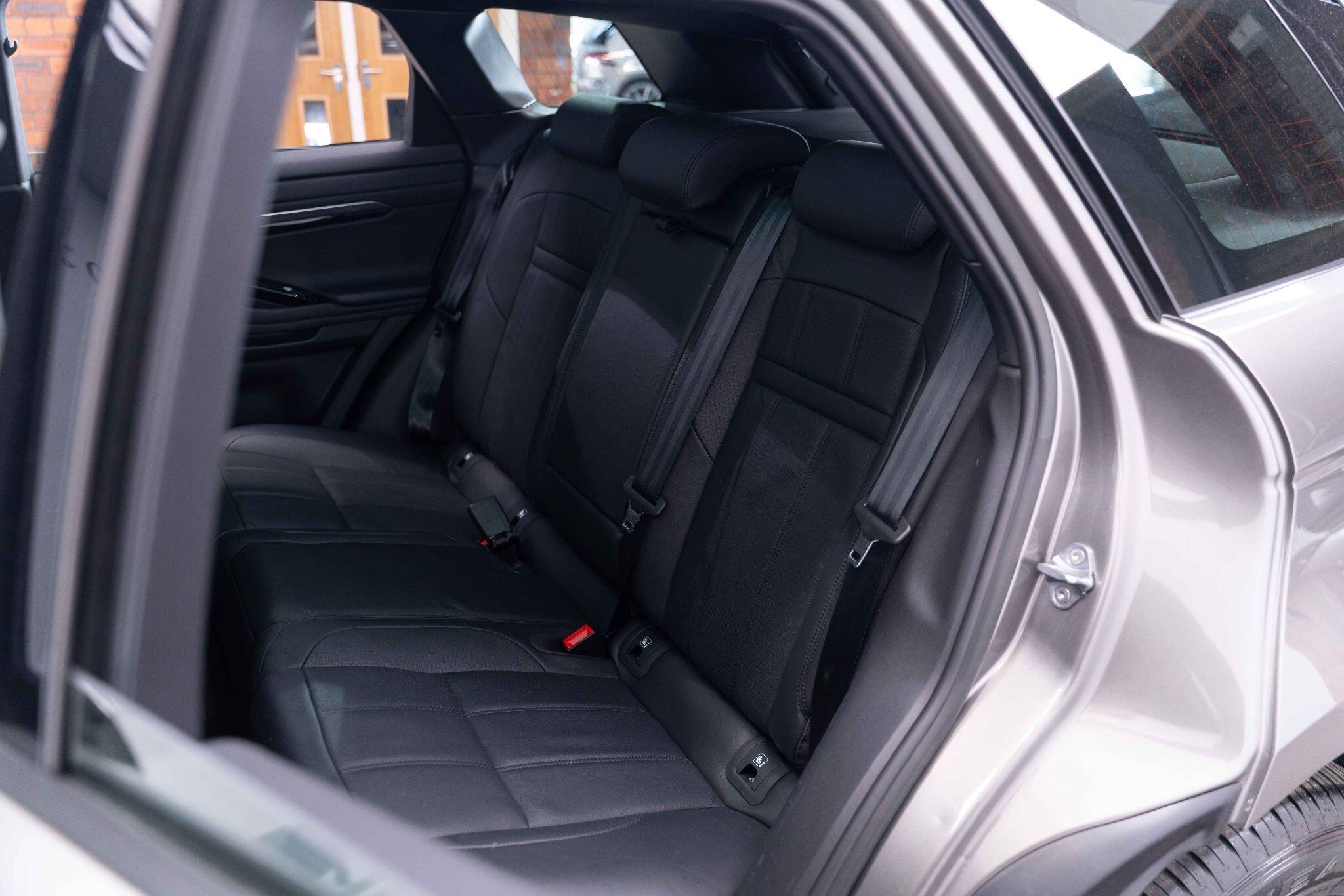 Land Rover Range Rover Evoque - Image 16