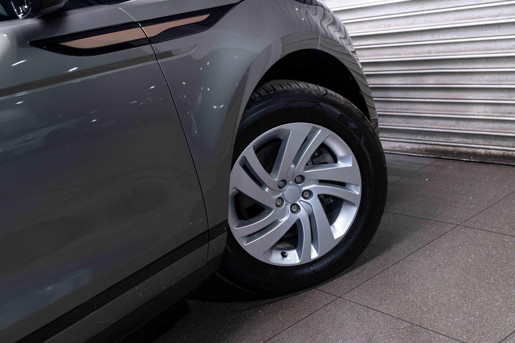Land Rover Range Rover Evoque - Image 26