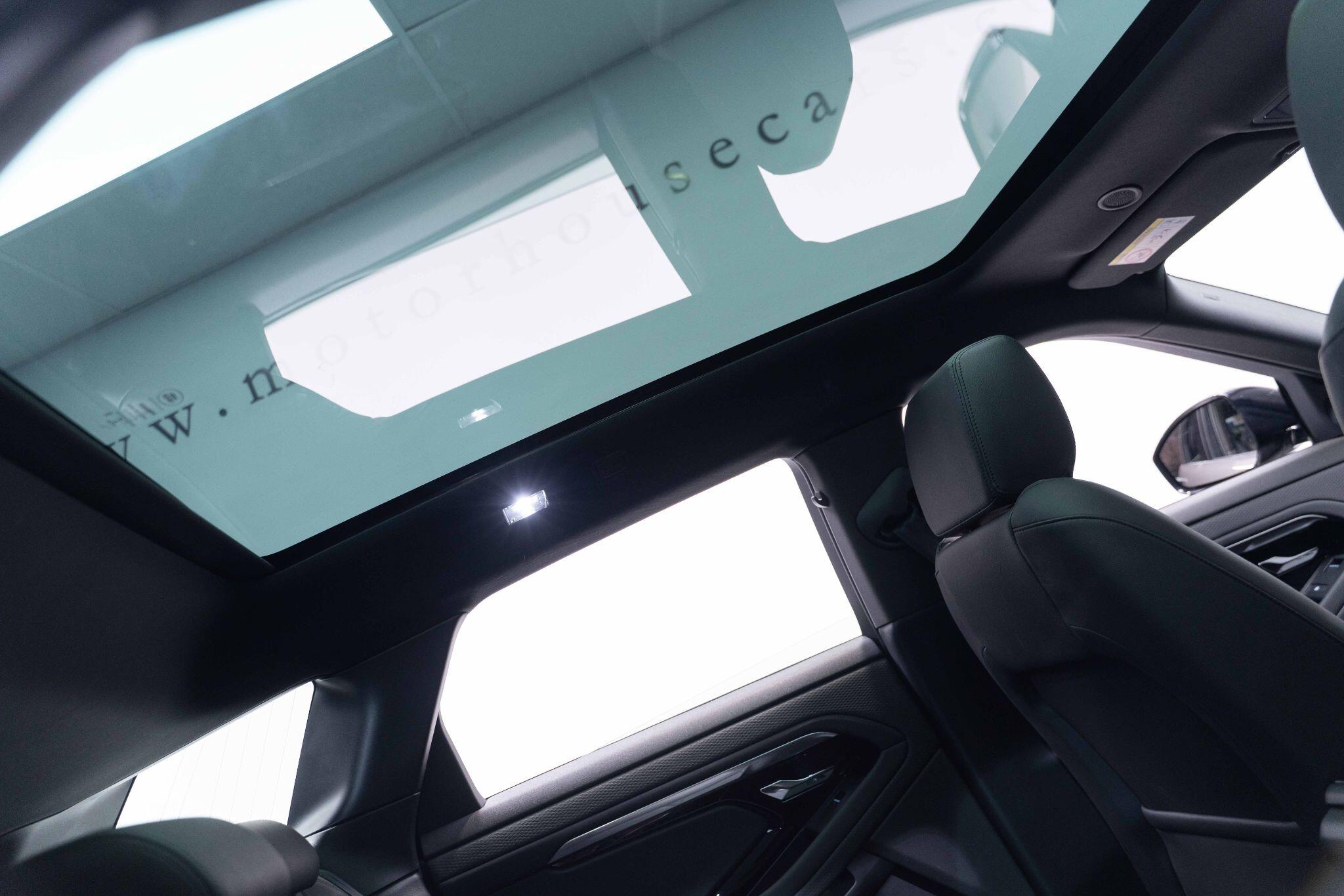 Land Rover Range Rover Evoque - Image 35