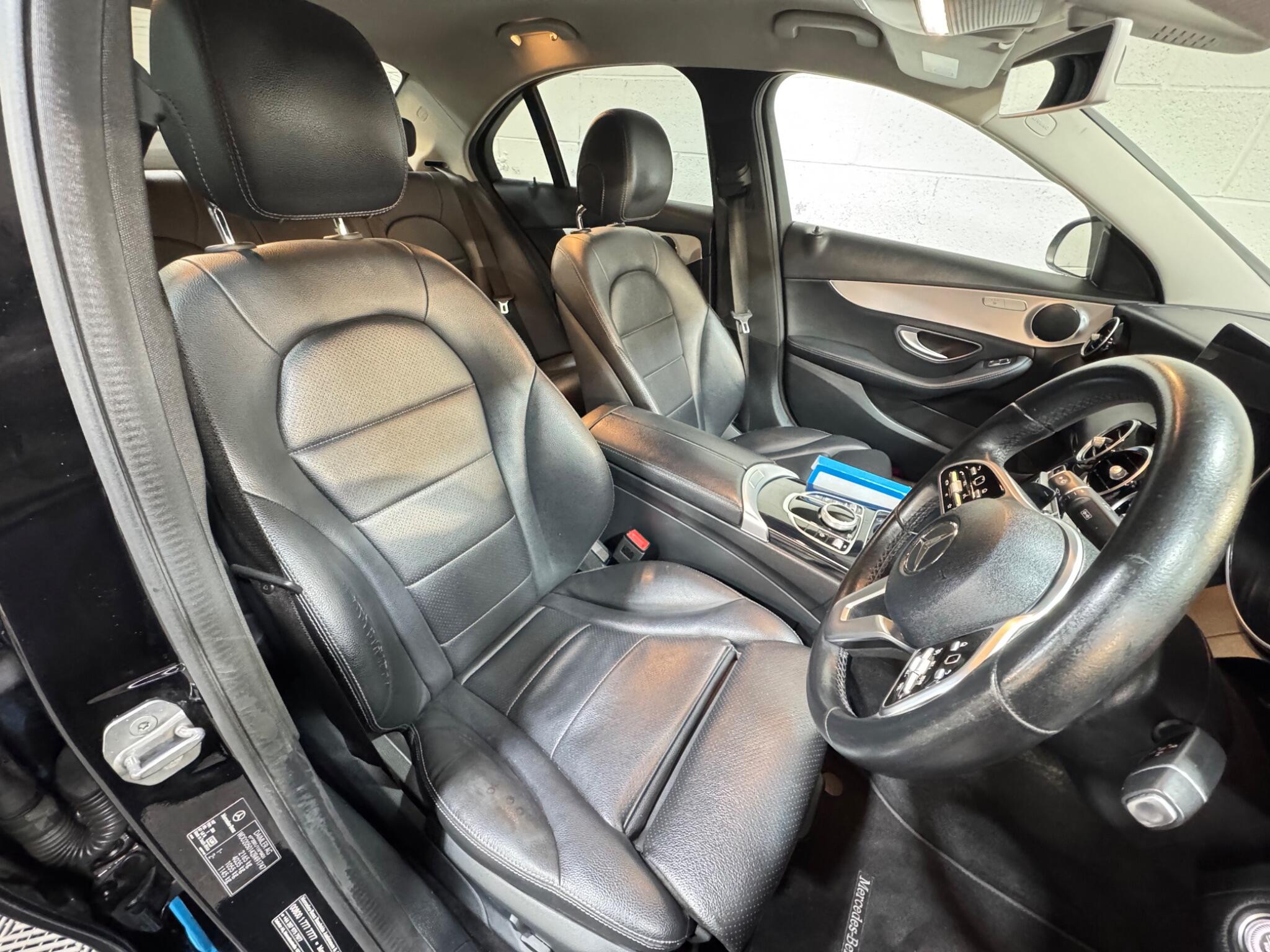 Mercedes C Class - Image 8