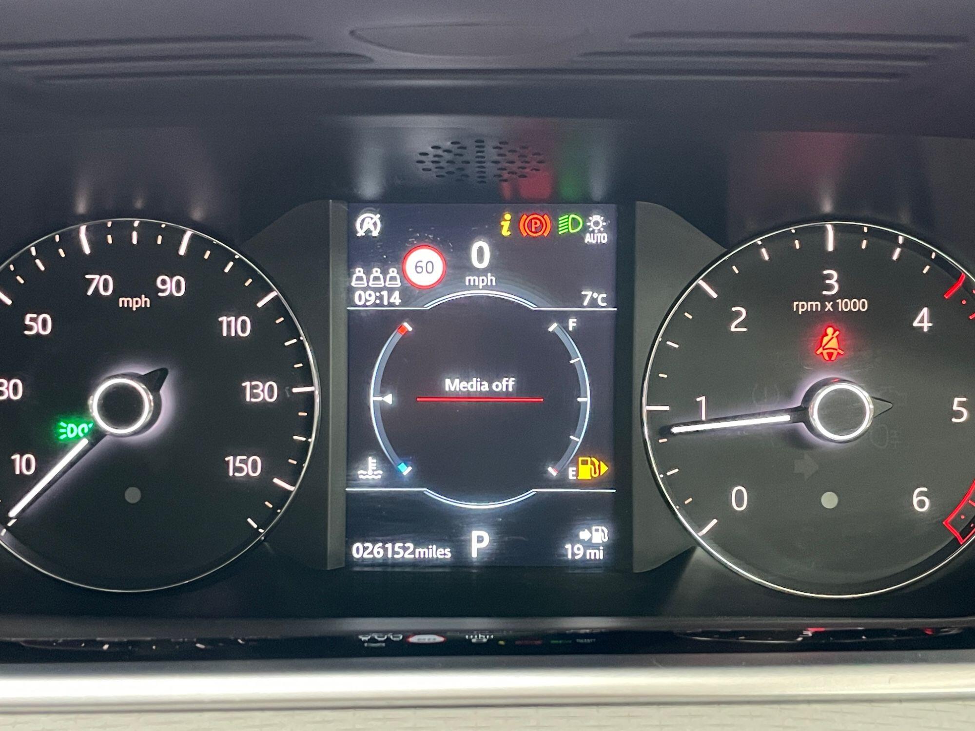 Land Rover Range Rover Evoque - Image 37