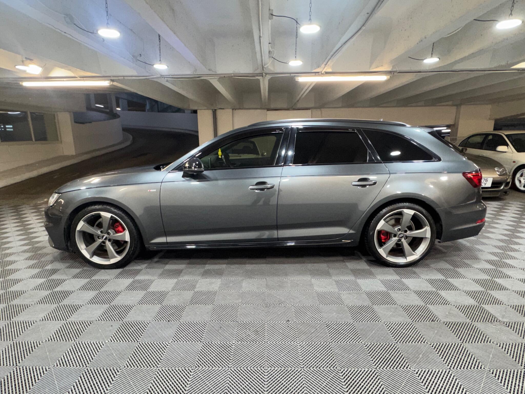 Audi A4 Avant - Image 2