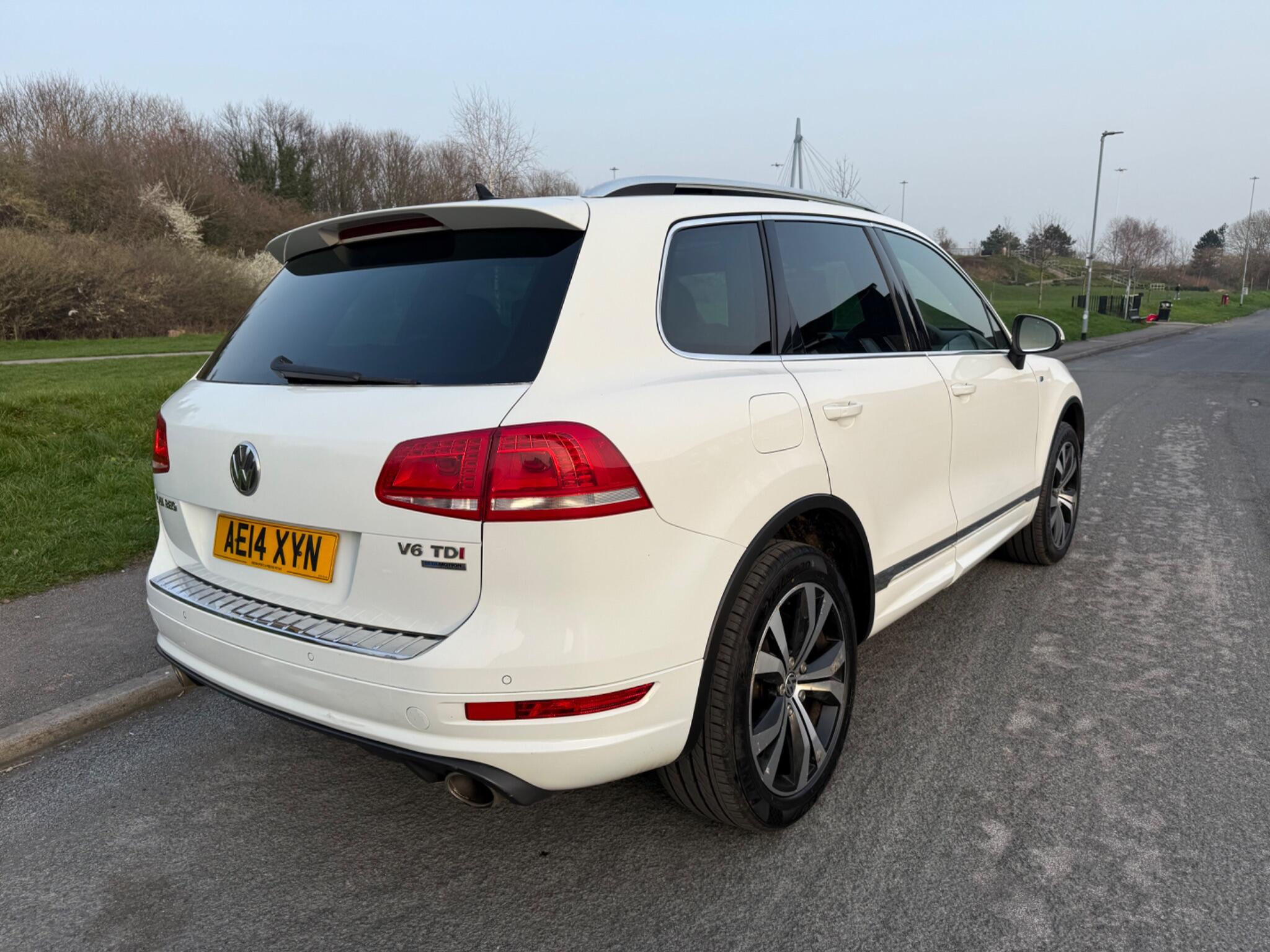 Volkswagen Touareg - Image 5