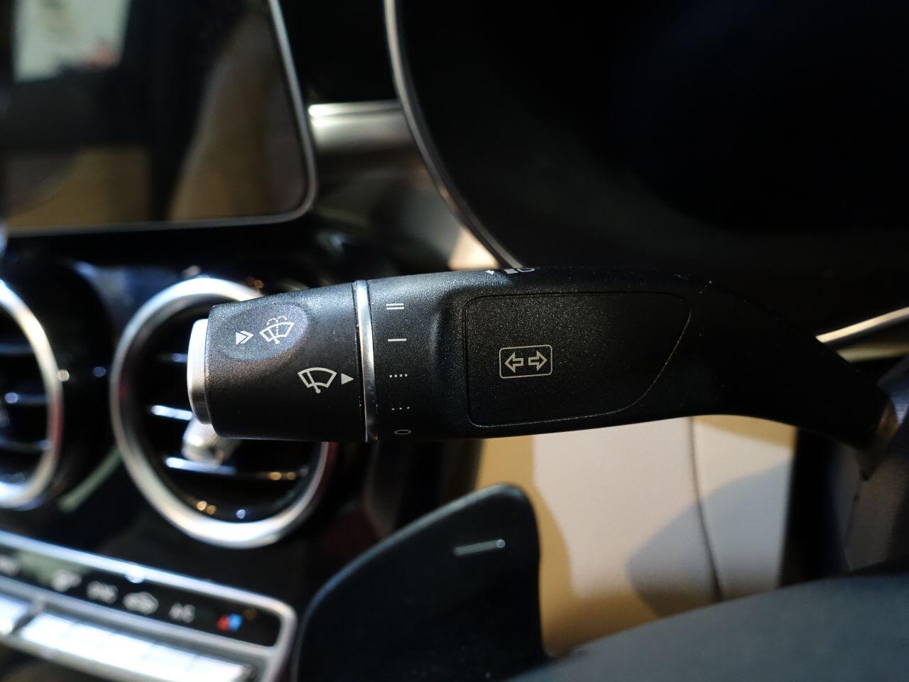 Mercedes-benz C-CLASS - Image 28