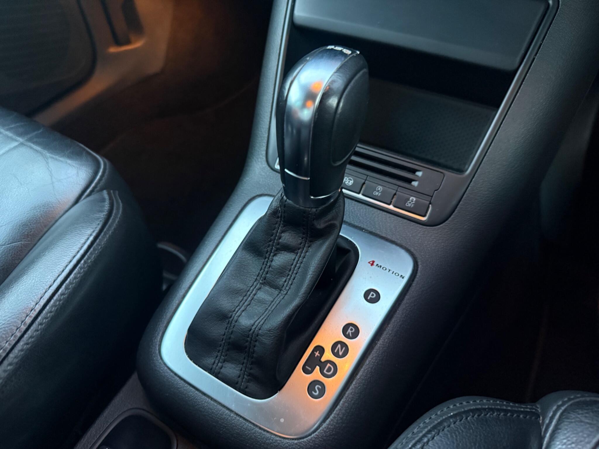 Volkswagen Tiguan - Image 17