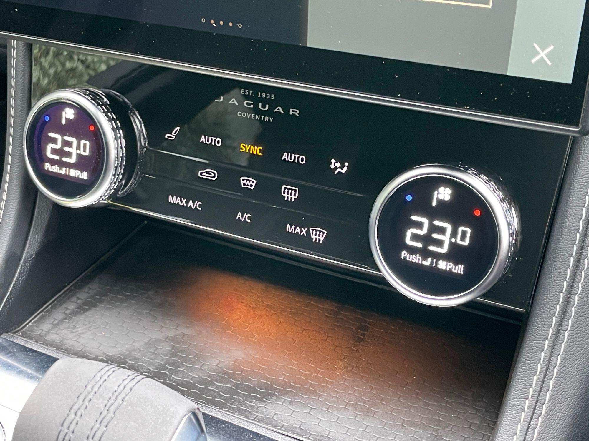 Jaguar F-Pace - Image 2