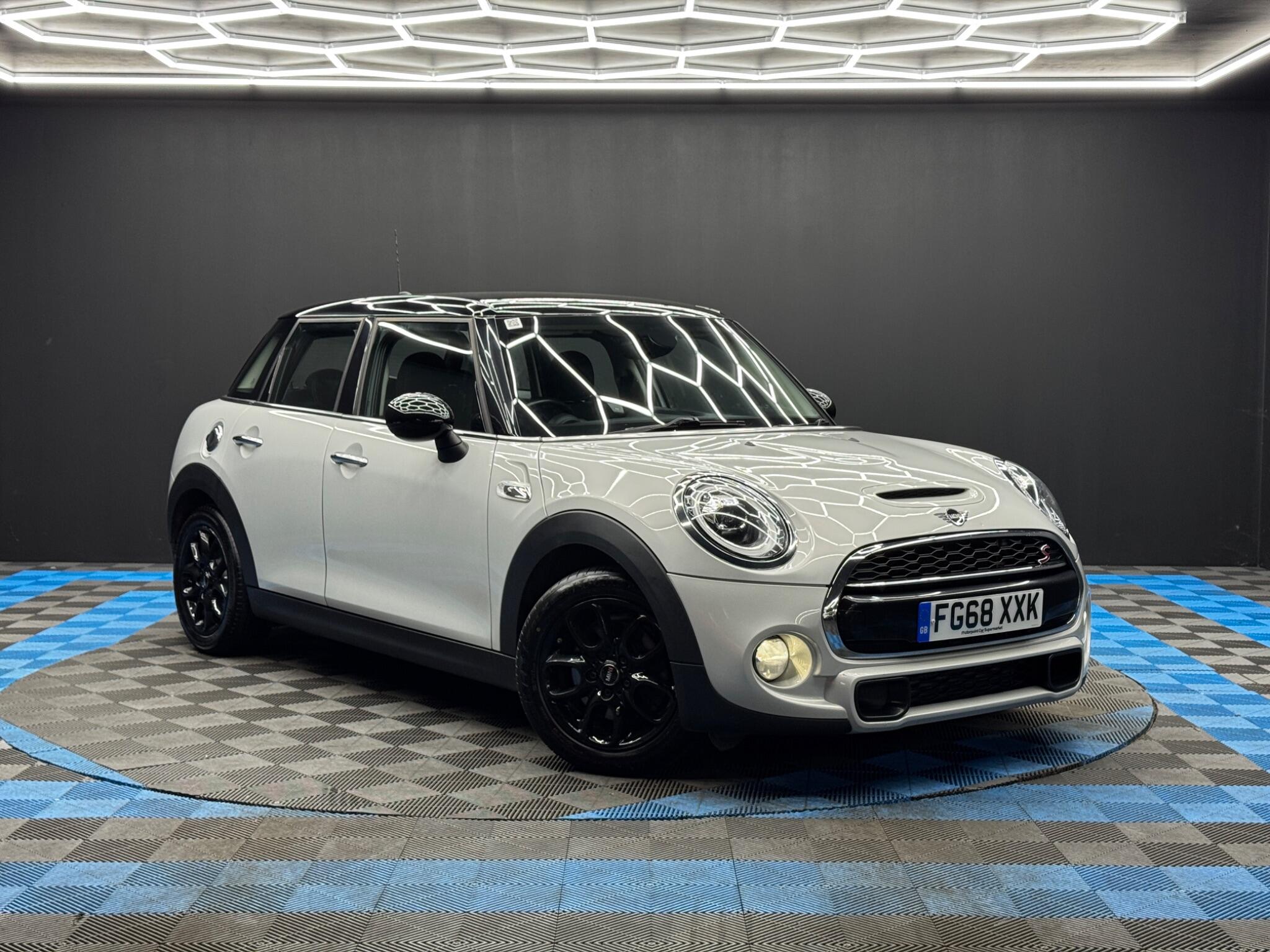 MINI Hatch