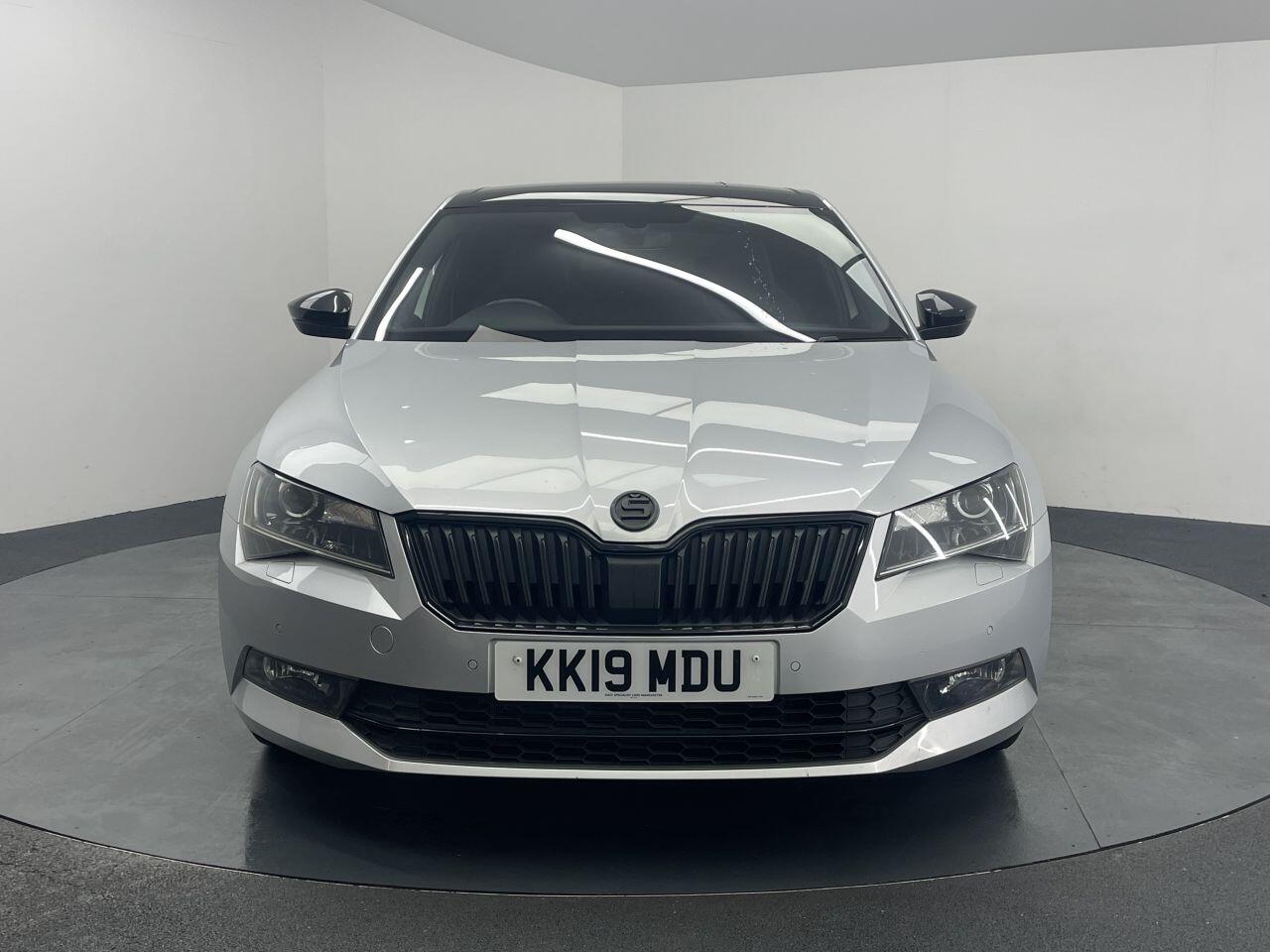 Skoda Superb - Image 2