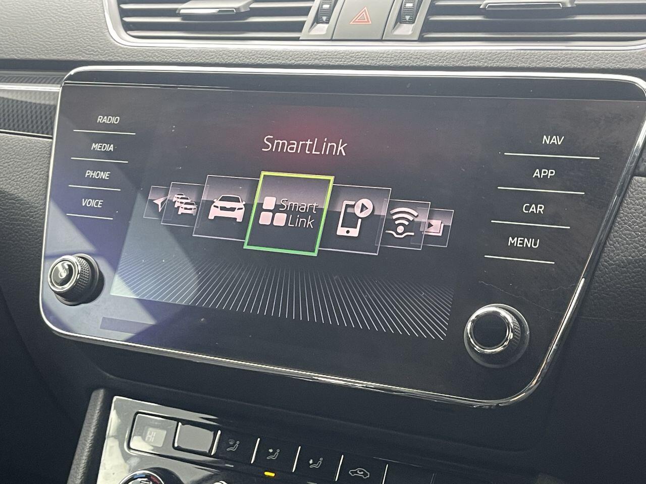 Skoda Superb - Image 38