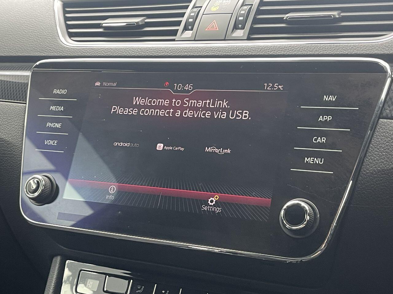 Skoda Superb - Image 40