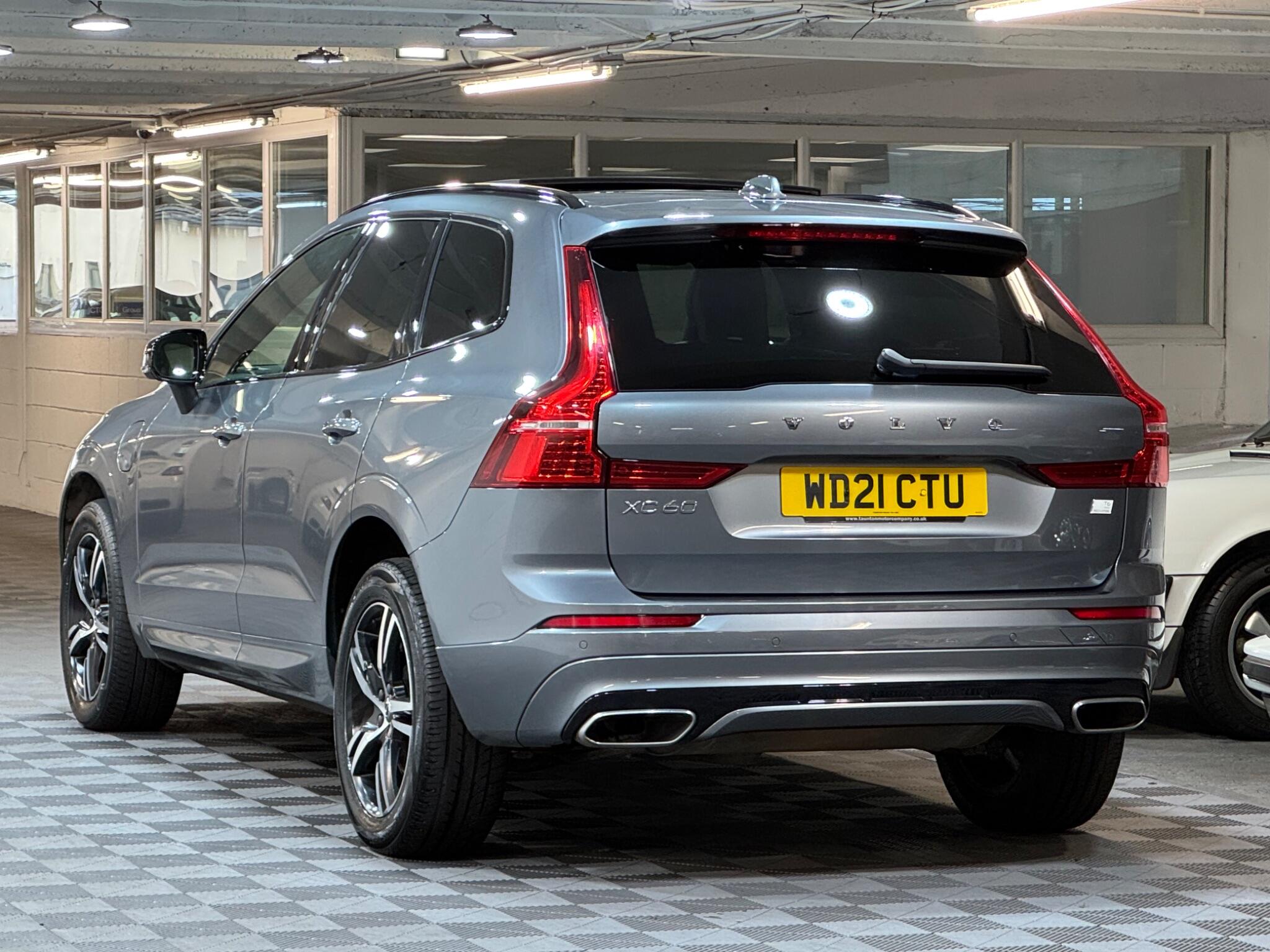 Volvo XC60 - Image 3
