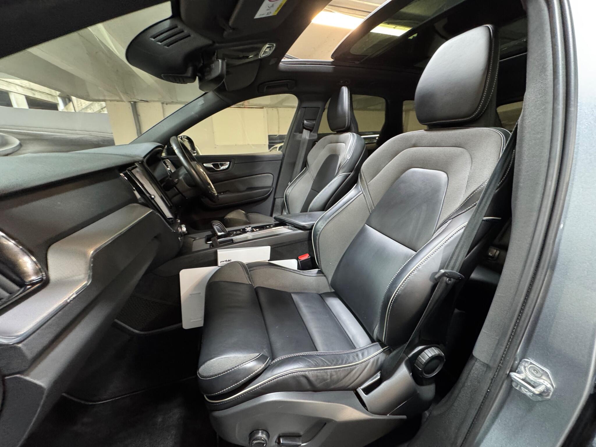 Volvo XC60 - Image 10