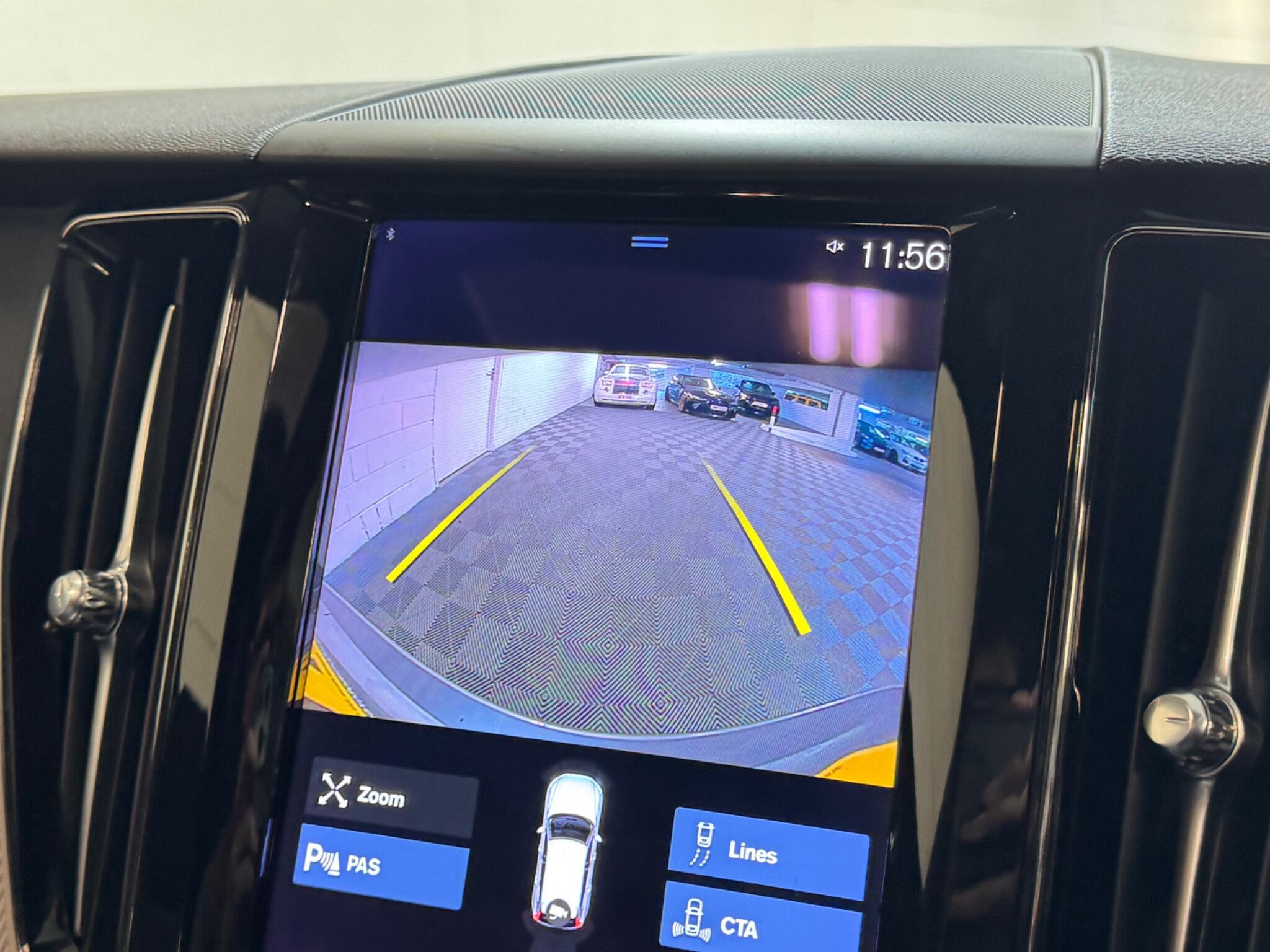 Volvo XC60 - Image 15