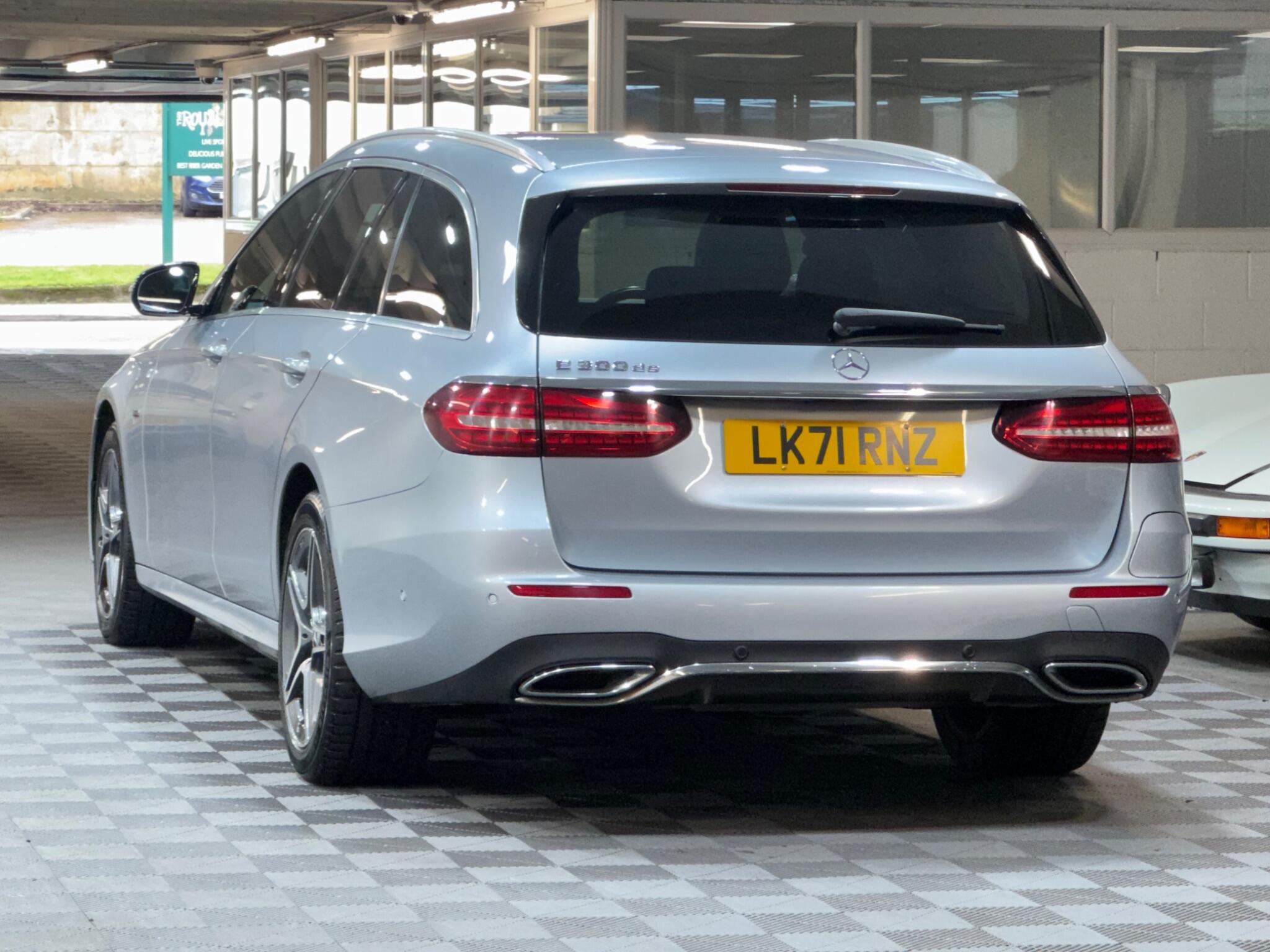 Mercedes E Class - Image 3