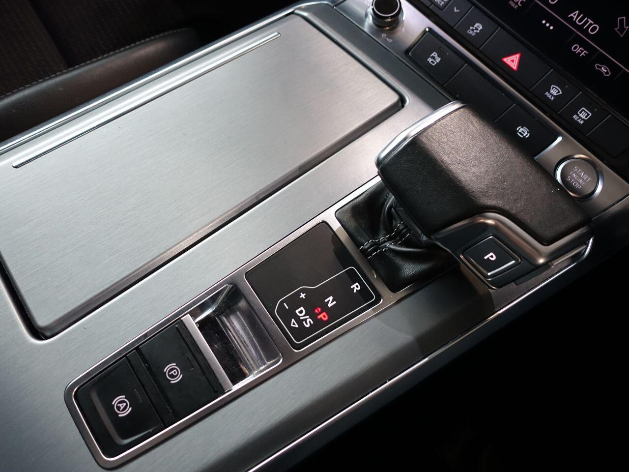 Audi A6 Avant - Image 30