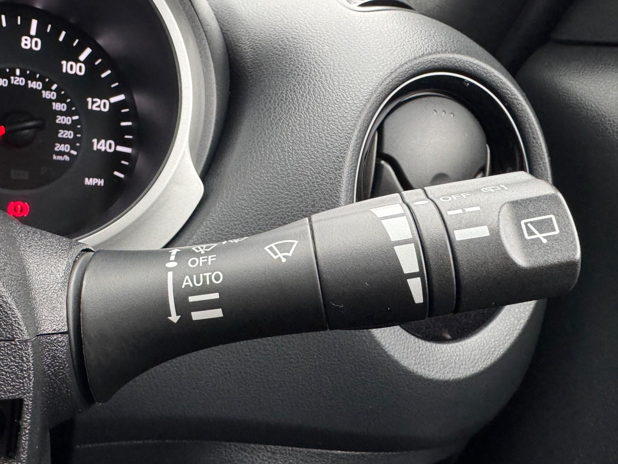 Nissan Juke - Image 23