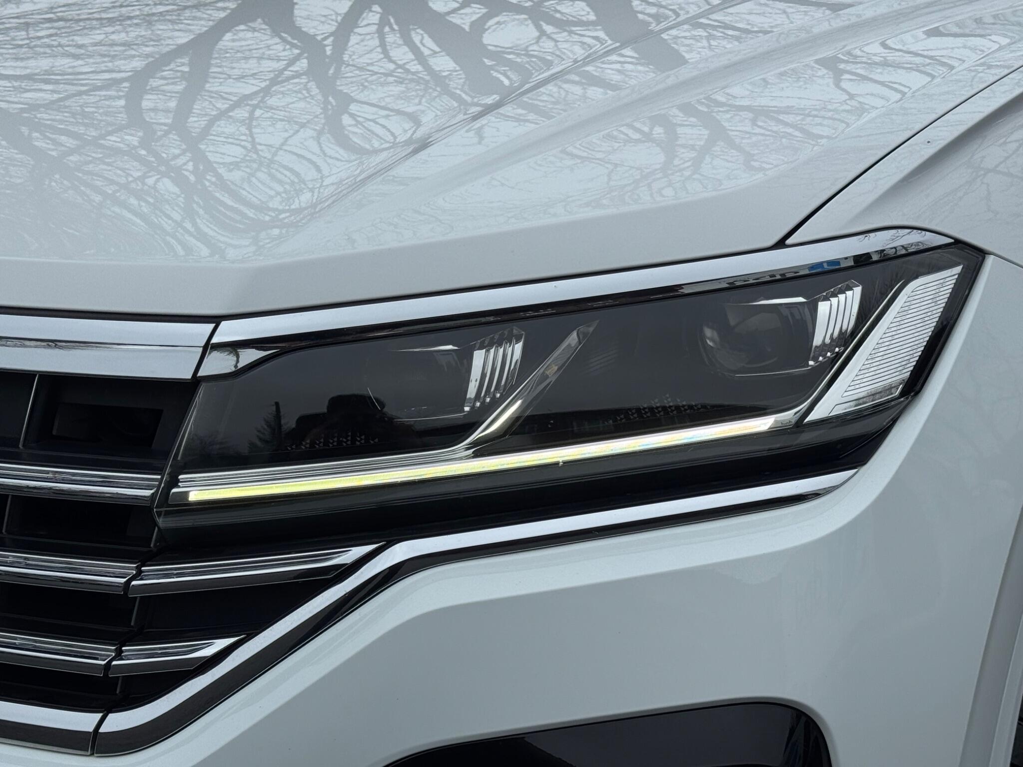 Volkswagen Touareg - Image 57