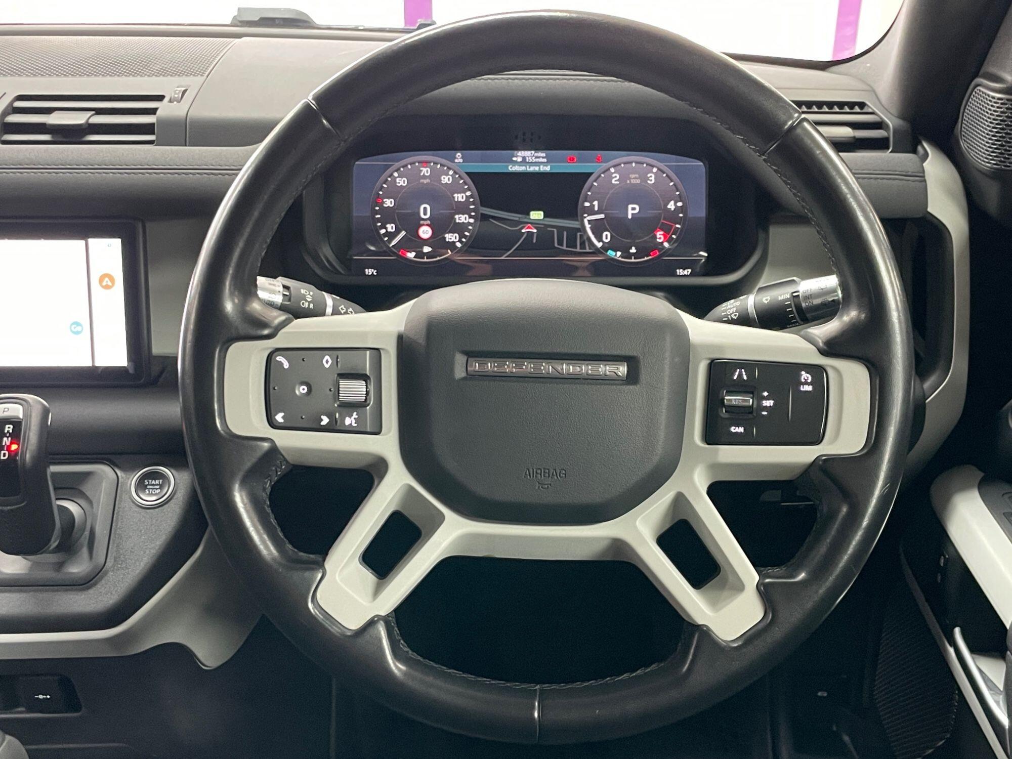 Land Rover Defender - Image 36