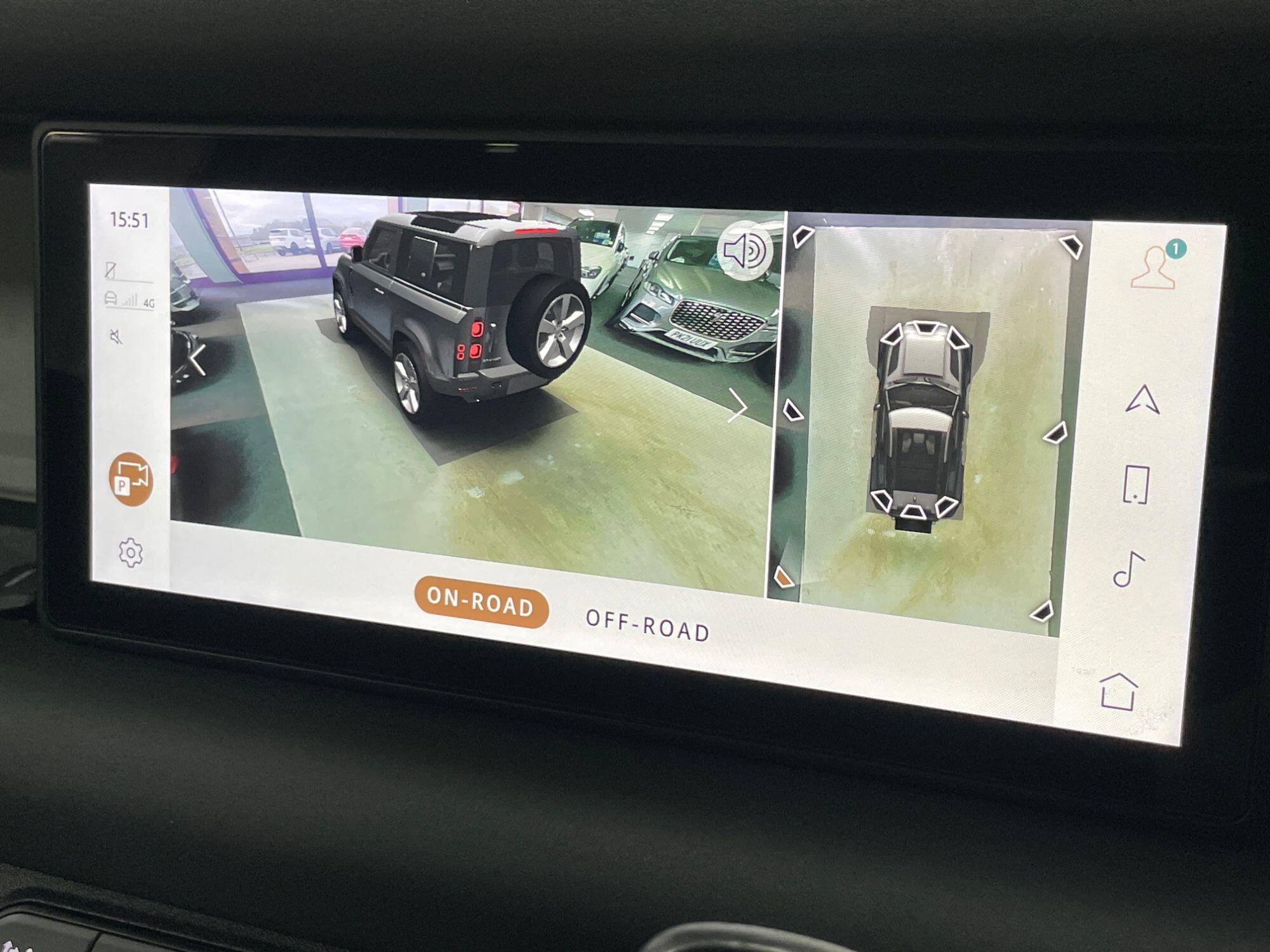 Land Rover Defender - Image 44