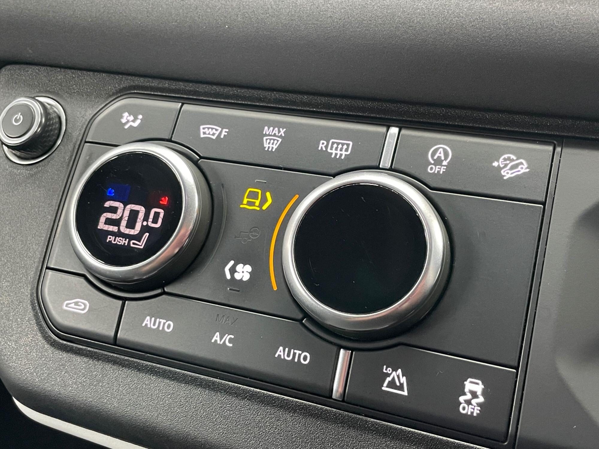 Land Rover Defender - Image 56