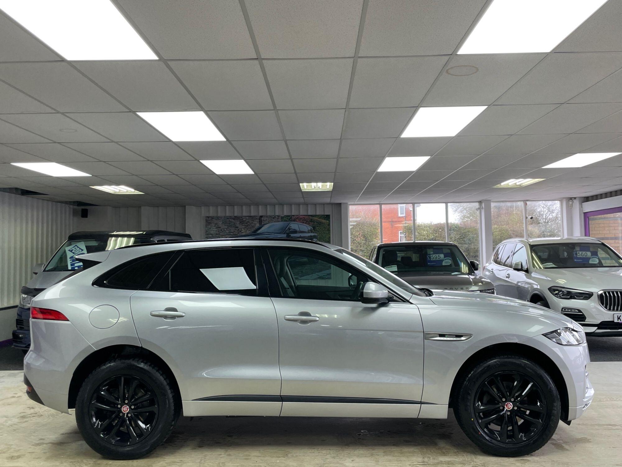 Jaguar F-Pace - Image 12