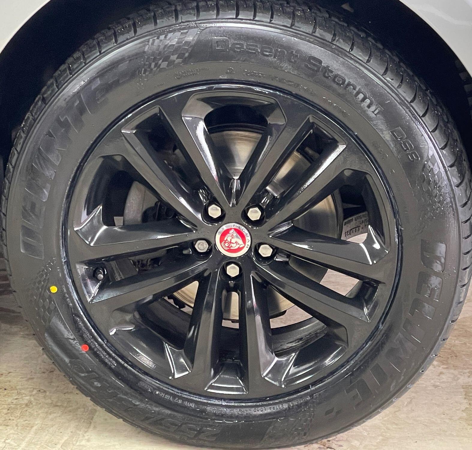 Jaguar F-Pace - Image 16