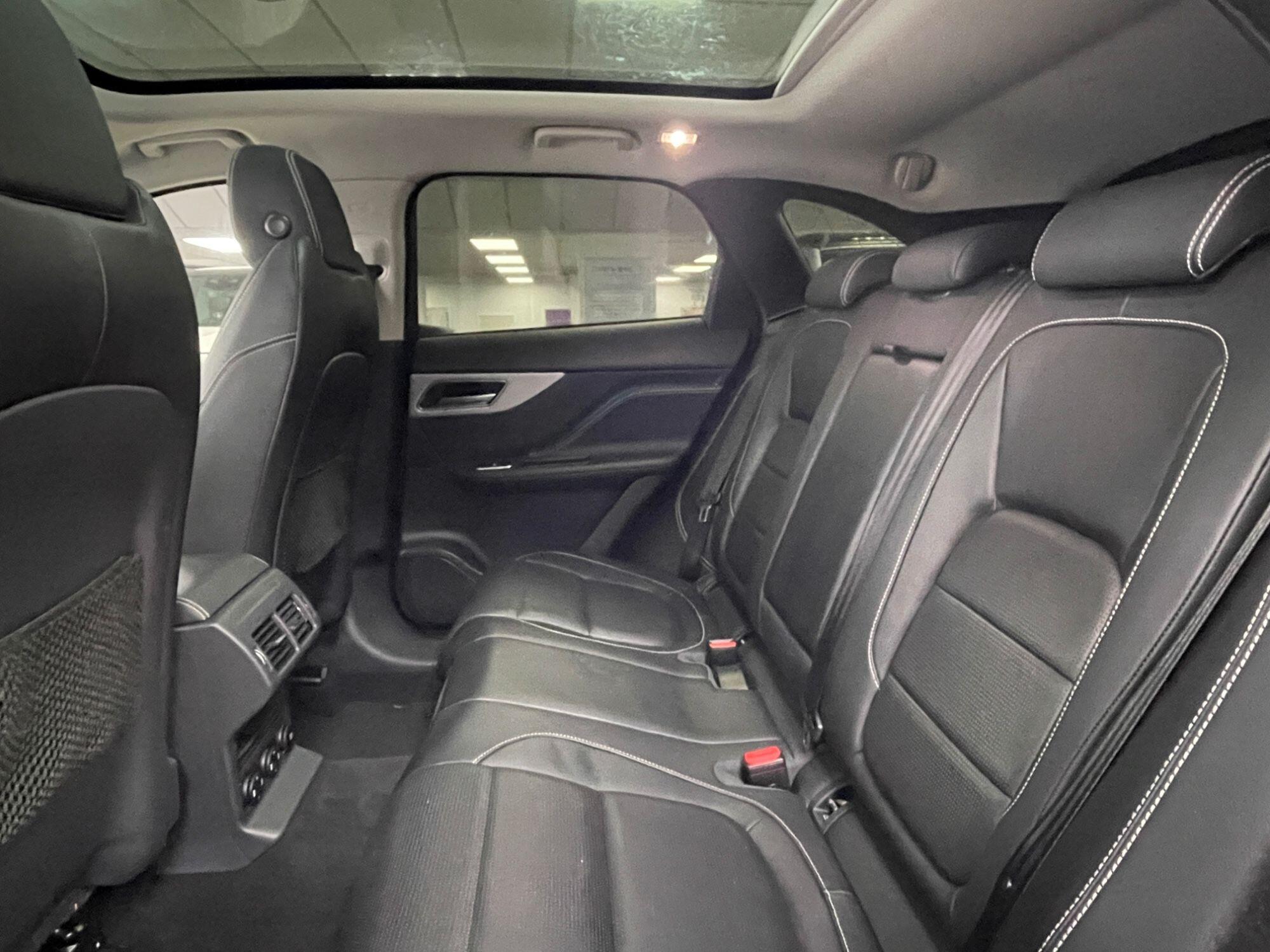 Jaguar F-Pace - Image 31