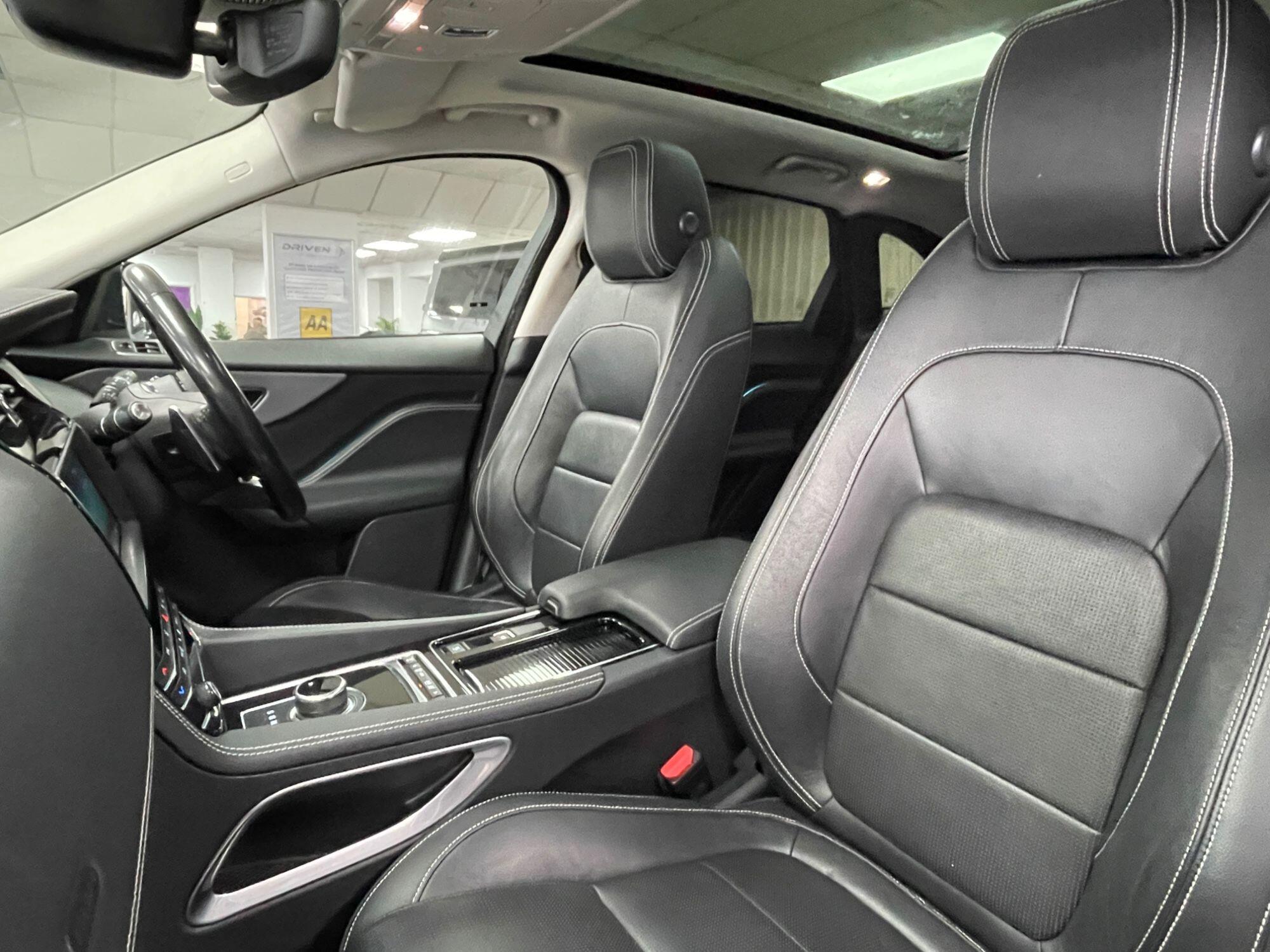 Jaguar F-Pace - Image 34