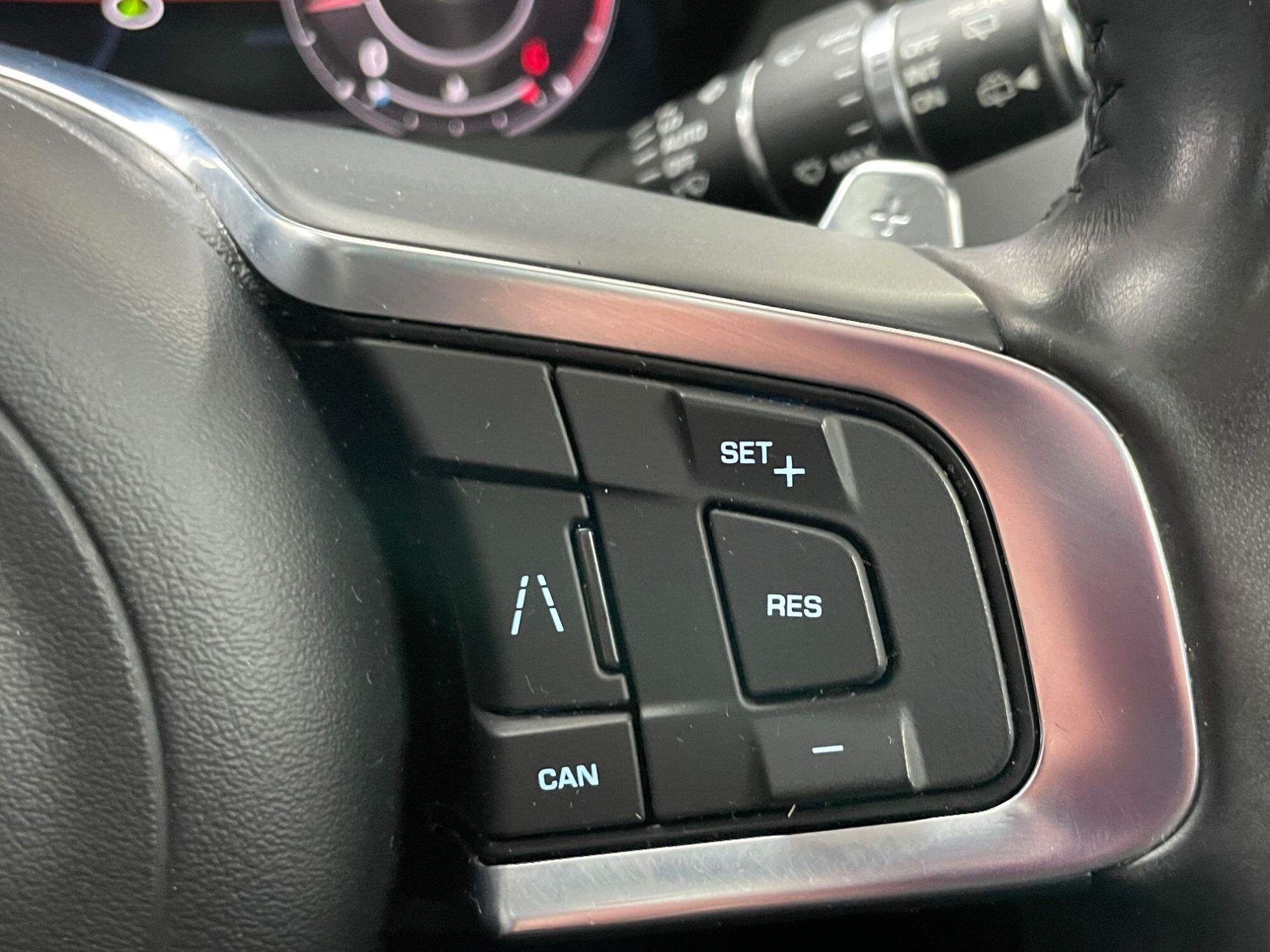 Jaguar F-Pace - Image 39