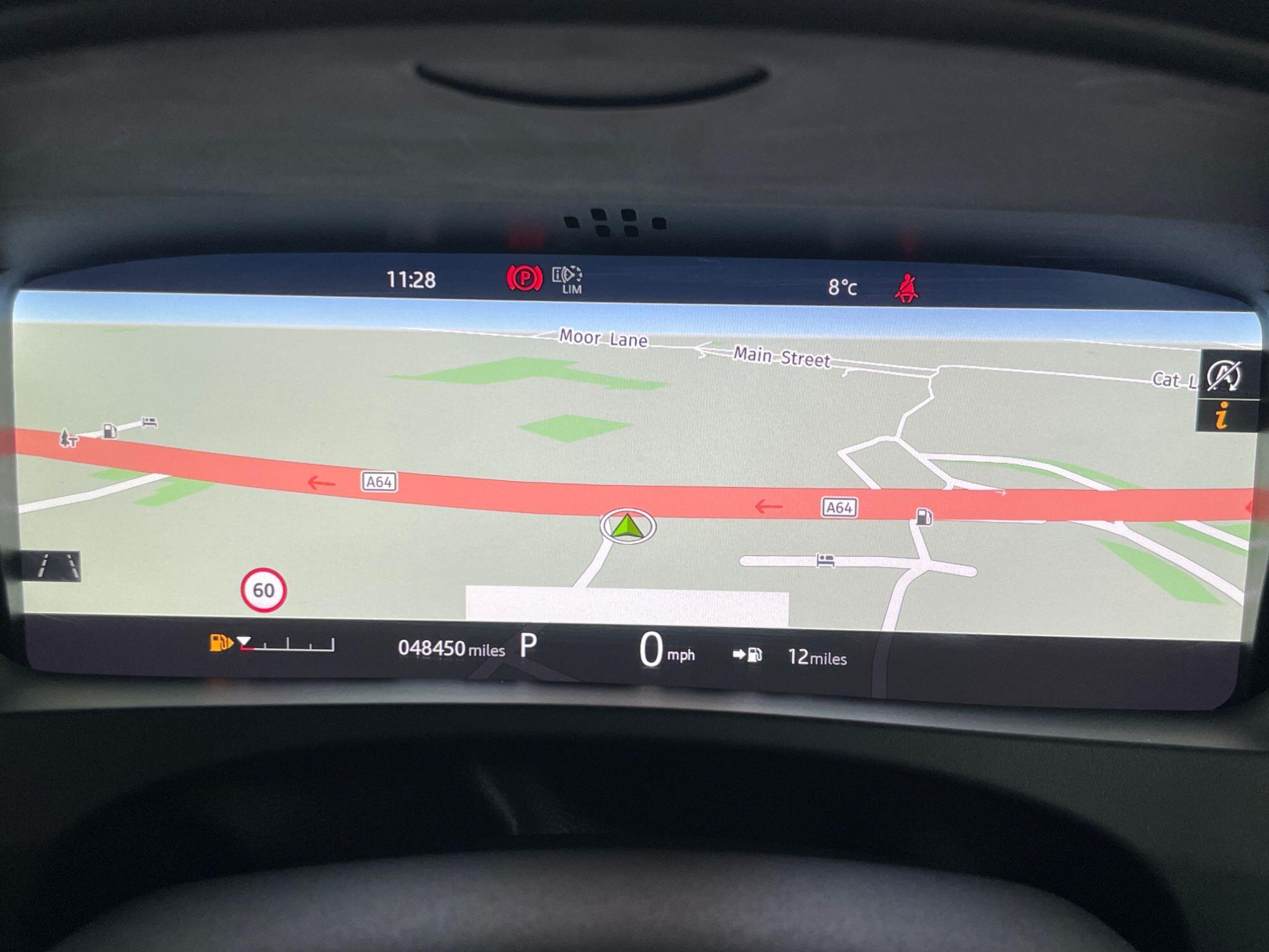 Jaguar F-Pace - Image 41