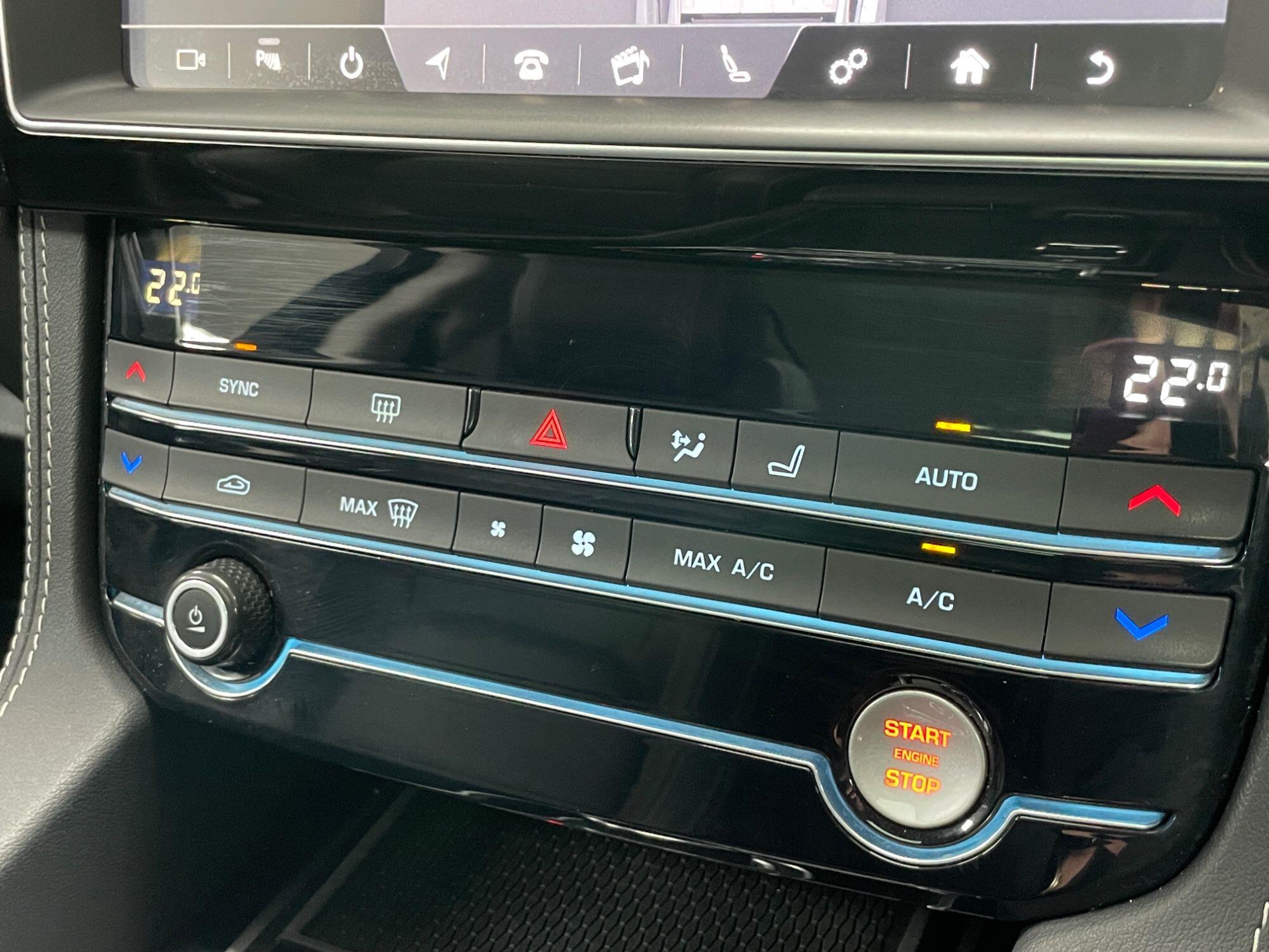 Jaguar F-Pace - Image 50