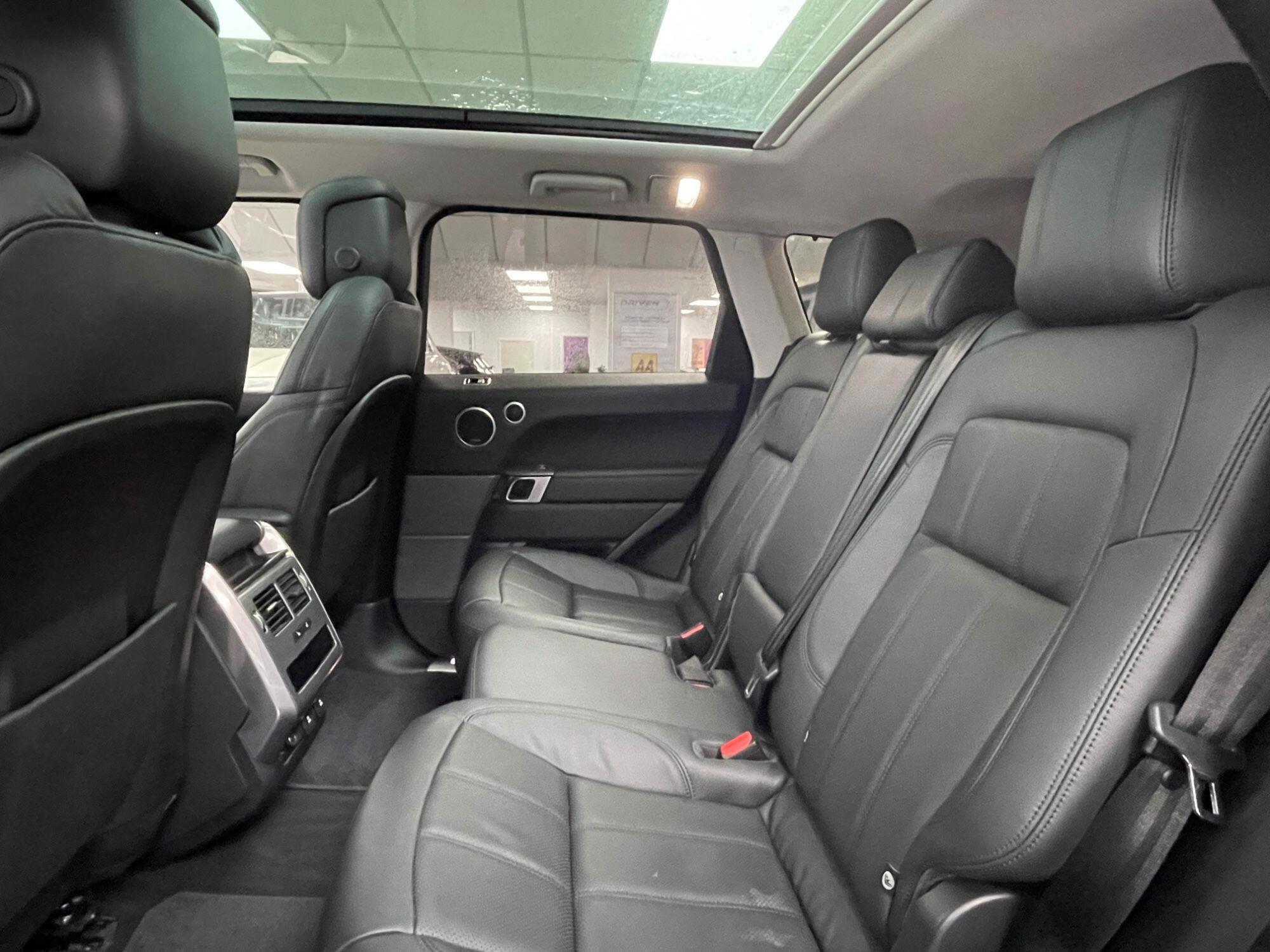 Land Rover RANGE ROVER SPORT - Image 31
