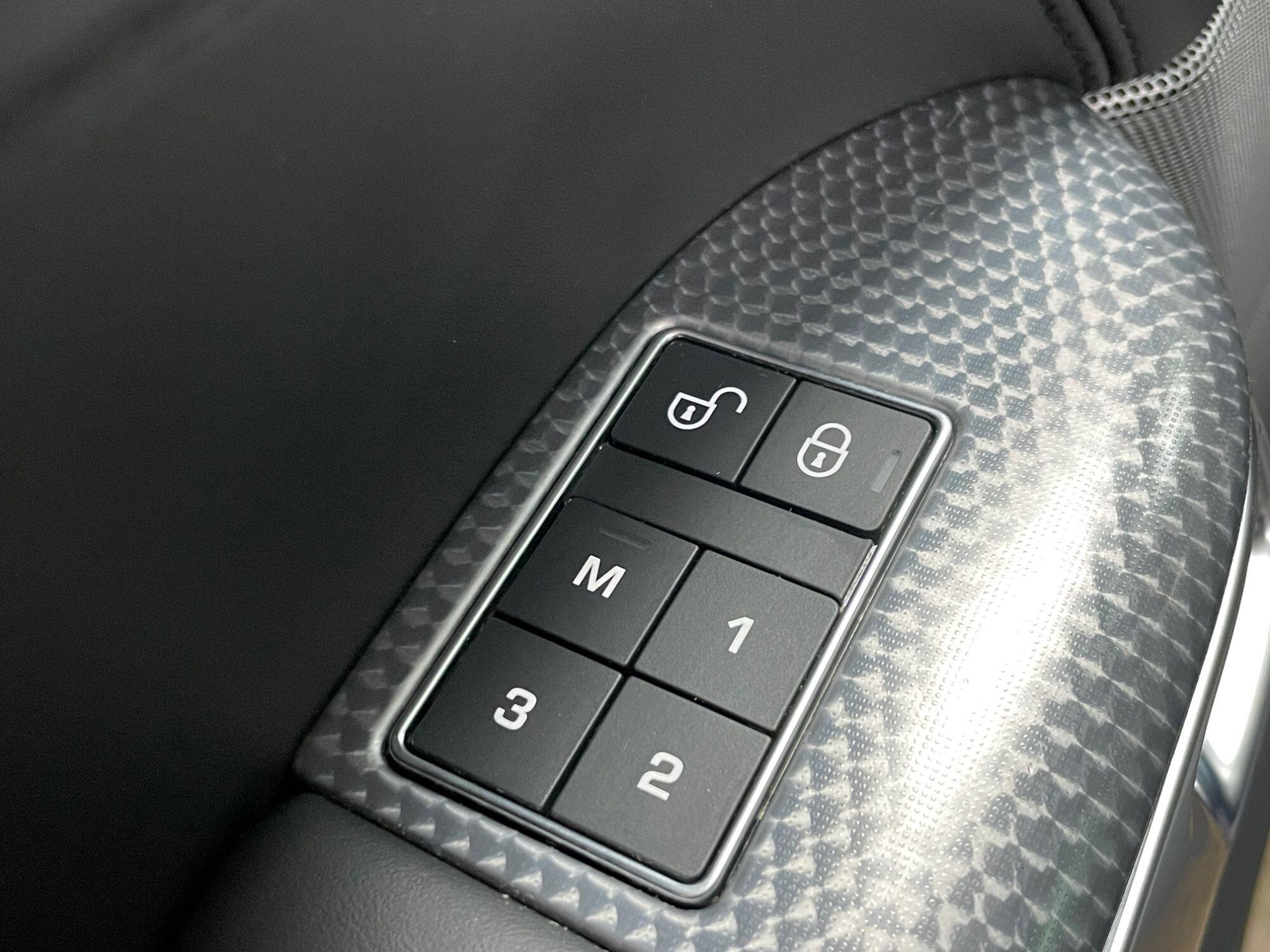 Land Rover RANGE ROVER SPORT - Image 38