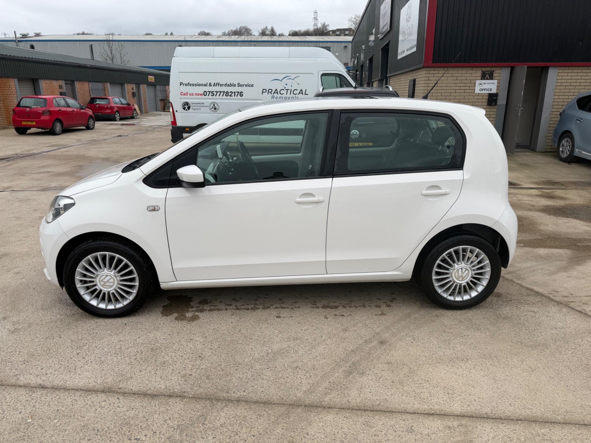 Volkswagen up! - Image 5